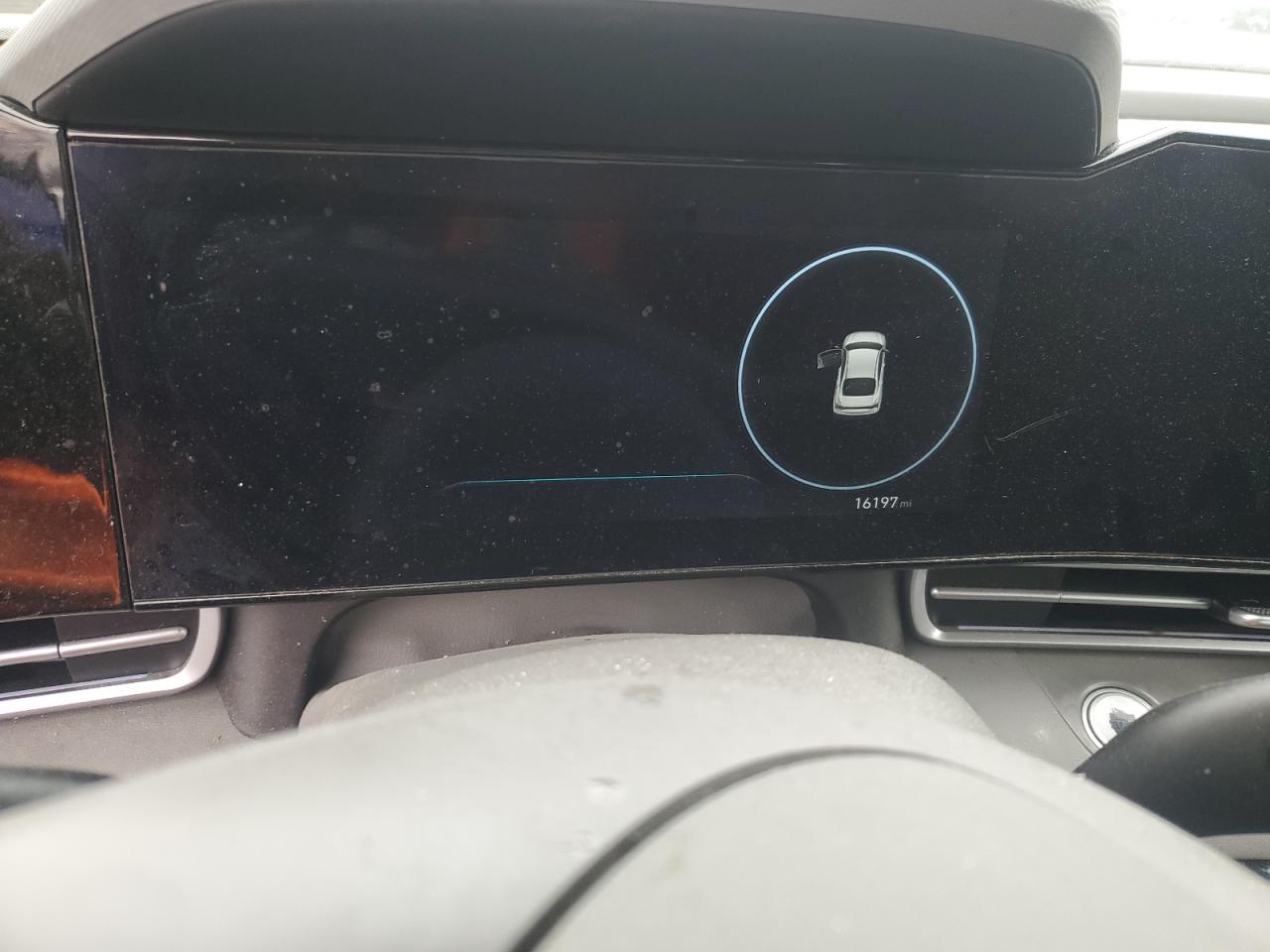 2024 Hyundai Elantra - Image 9