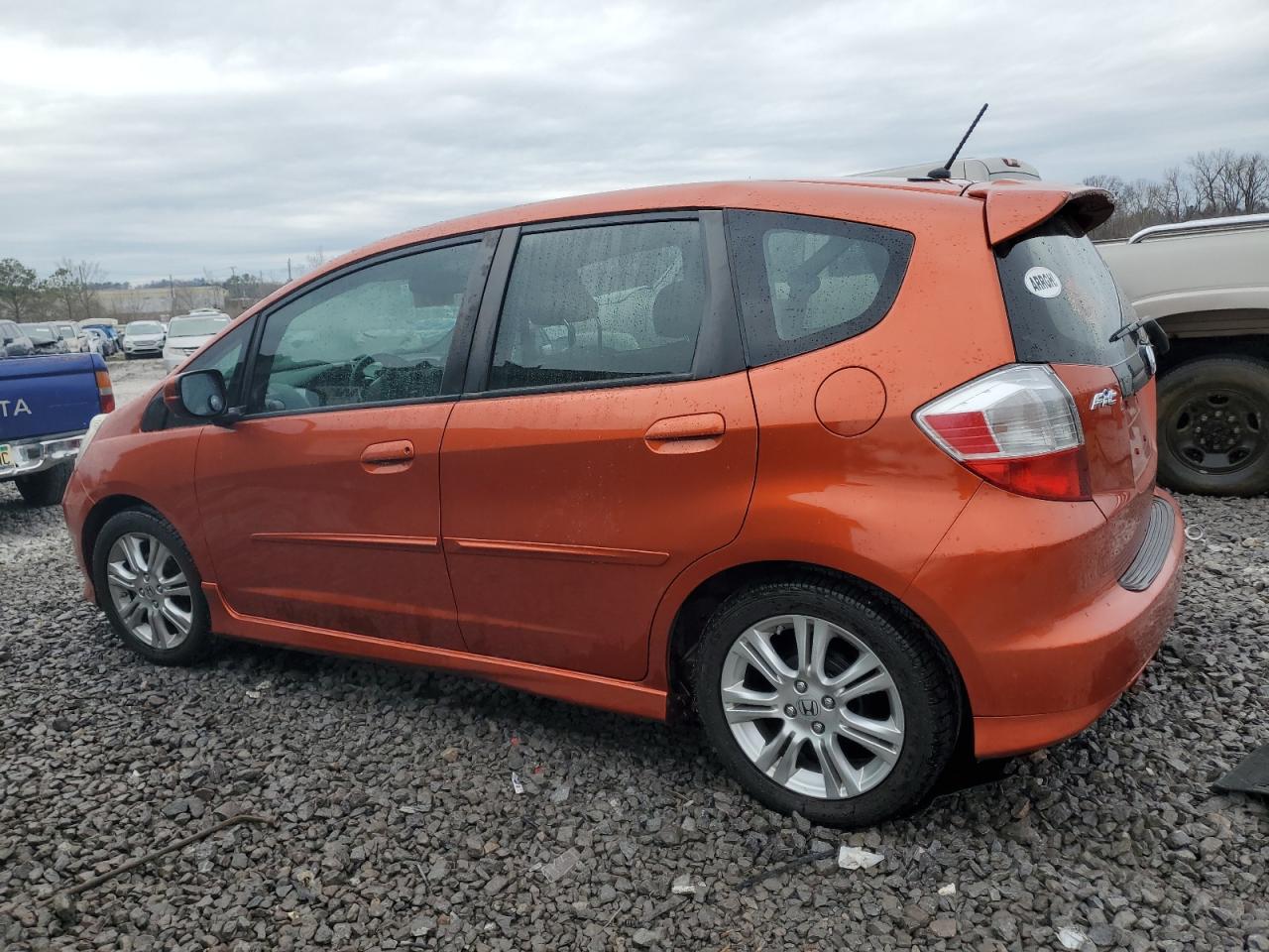 2009 Honda Fit - Image 2