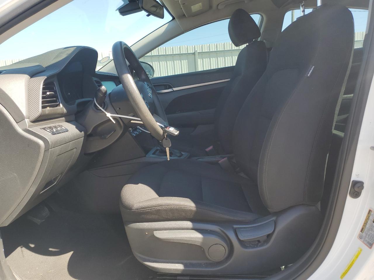 2020 Hyundai Elantra - Image 7