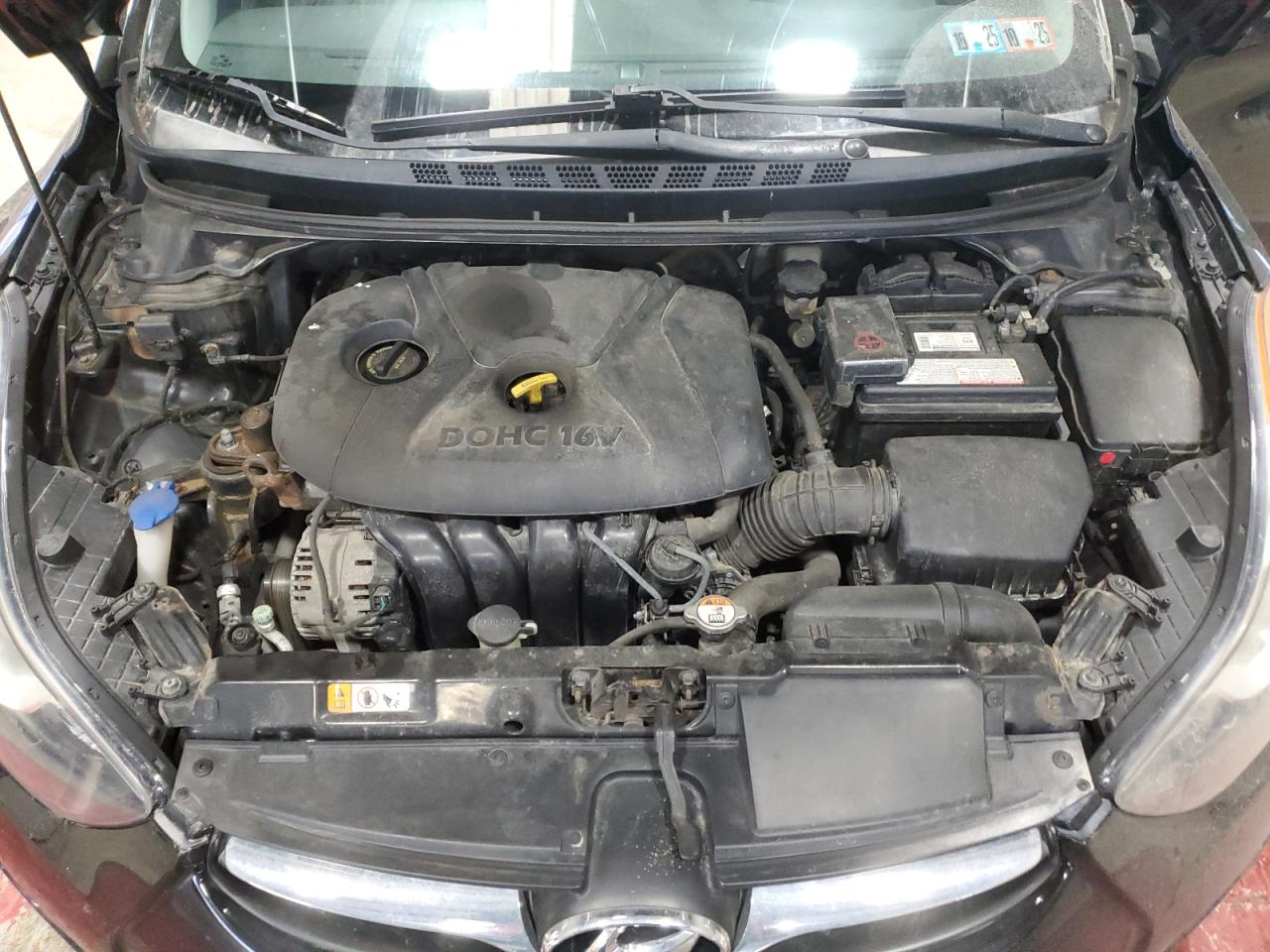 2013 Hyundai Elantra - Image 11