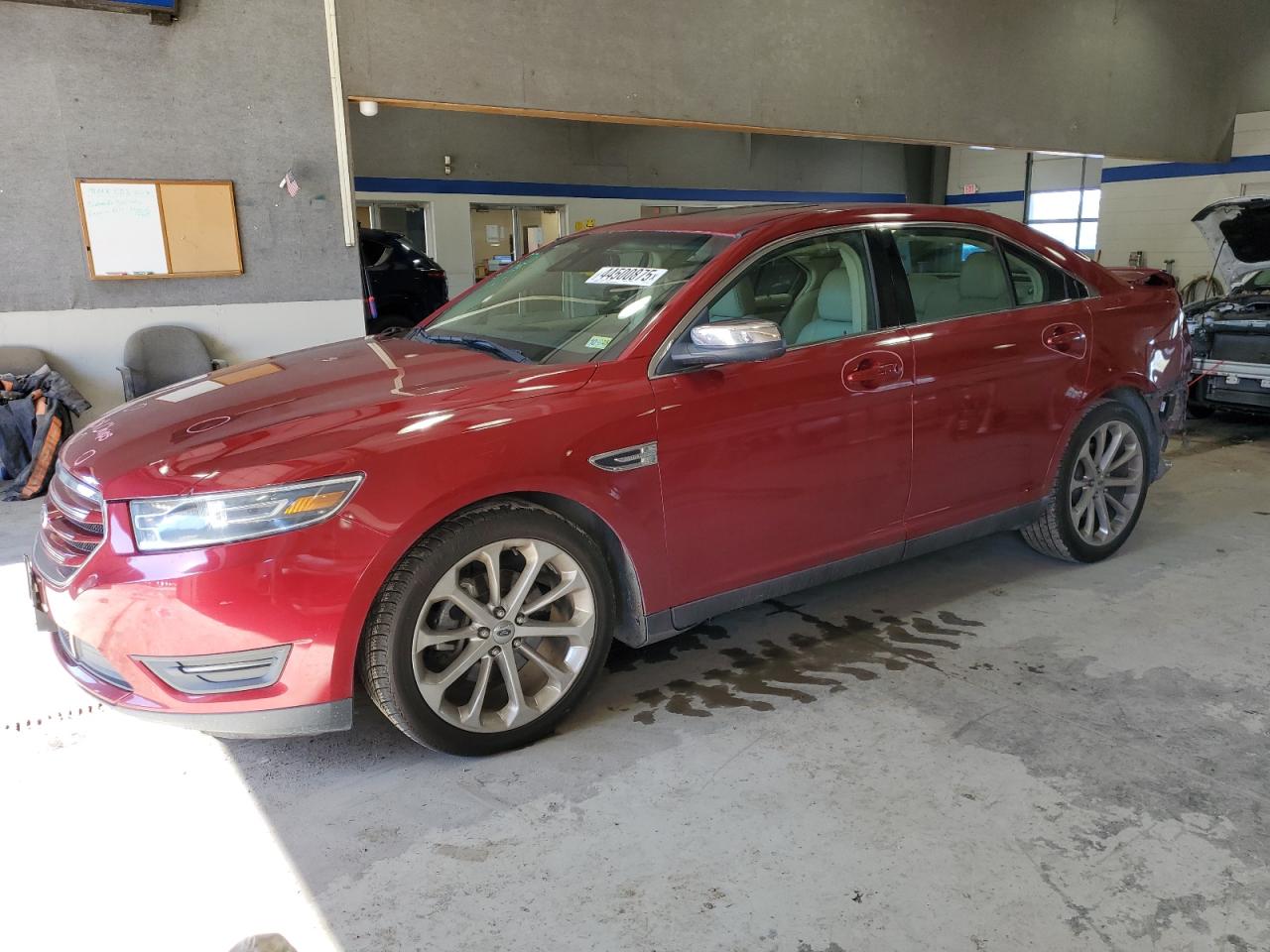 2014 Ford Taurus - Image 1