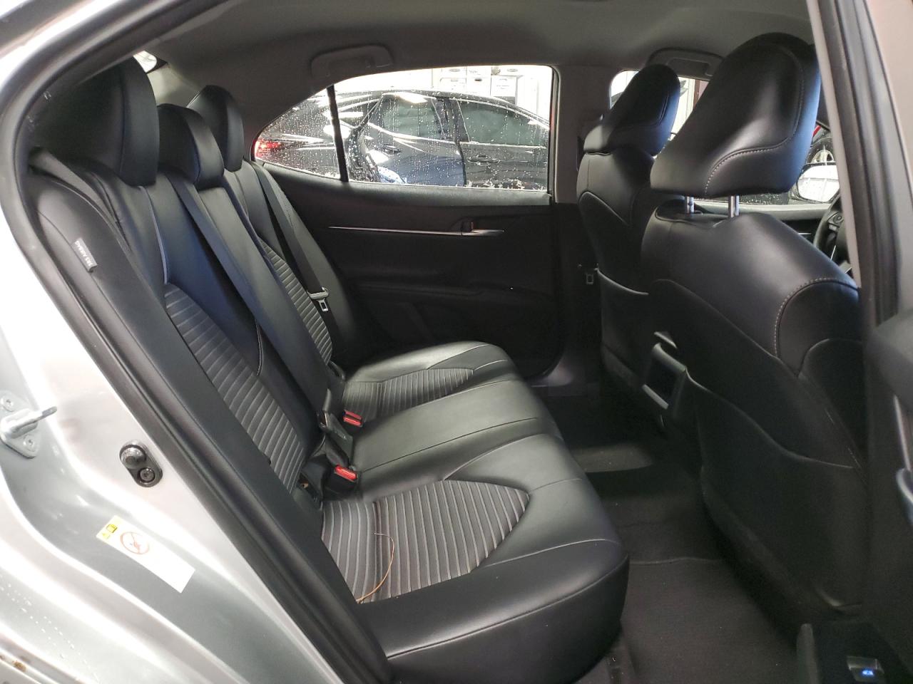 2018 Toyota Camry - Image 10