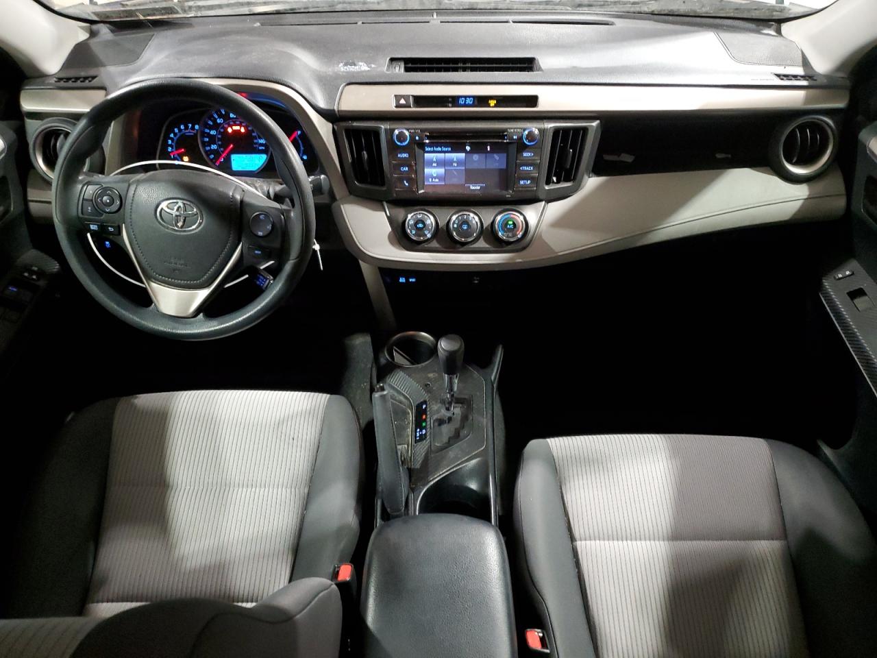 2015 Toyota RAV 4 - Image 8