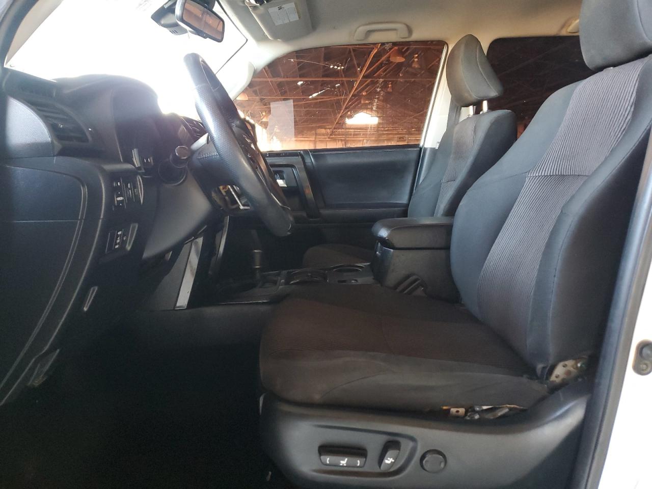 2022 Toyota 4Runner - Image 7