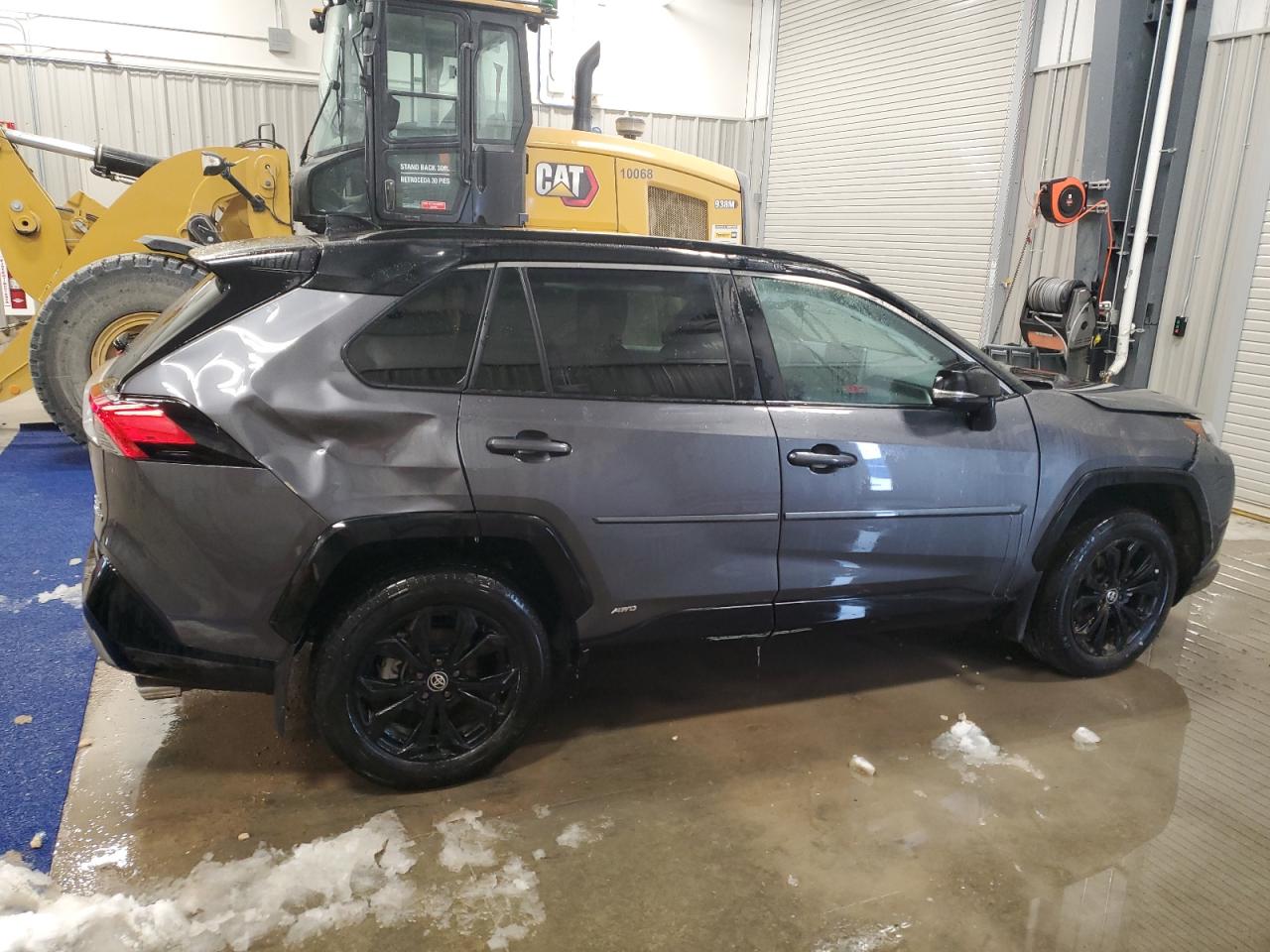 2022 Toyota RAV 4 - Image 3