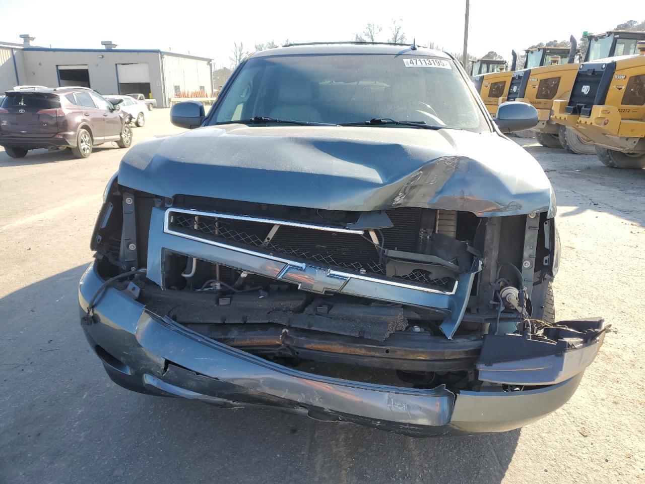 2009 Chevrolet Tahoe - Image 5