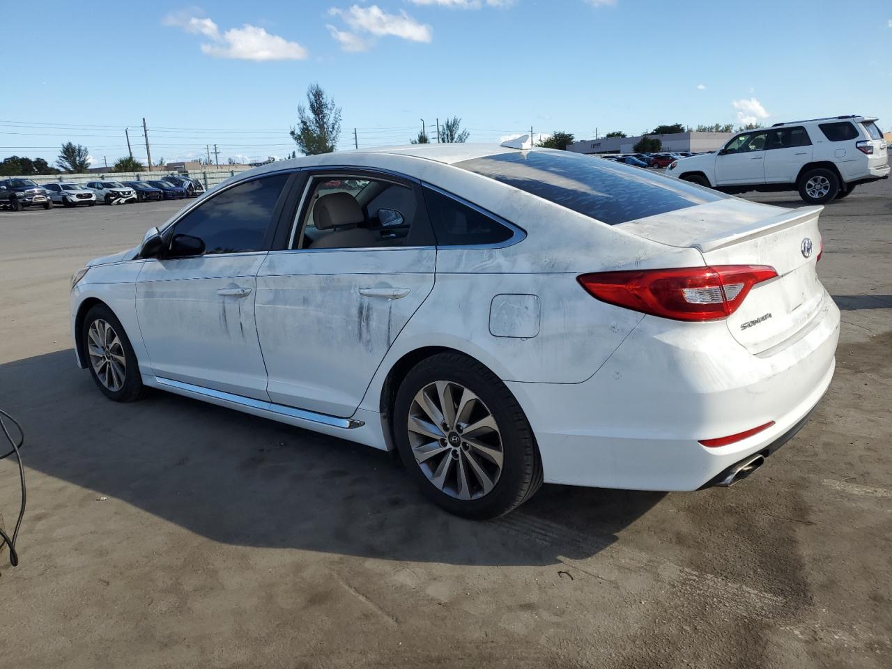 2015 Hyundai Sonata - Image 2