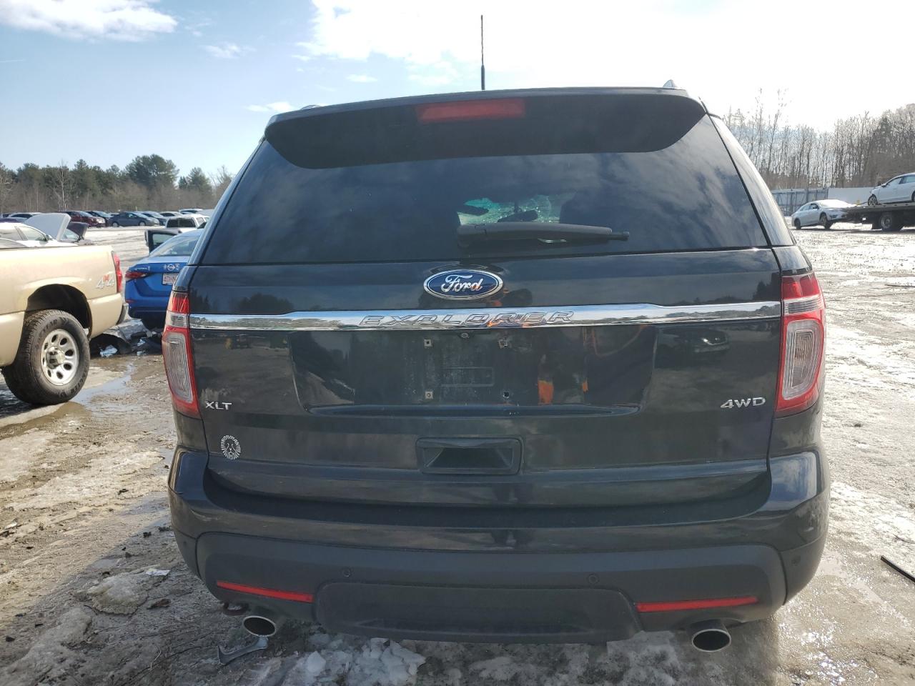 2015 Ford Explorer - Image 6