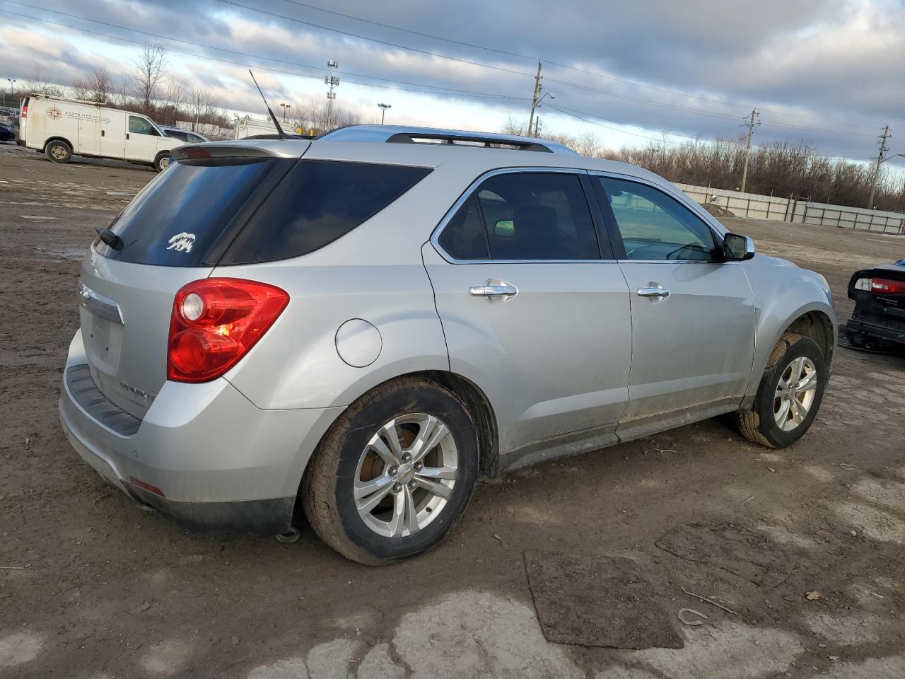 2011 Chevrolet Equinox - Image 3