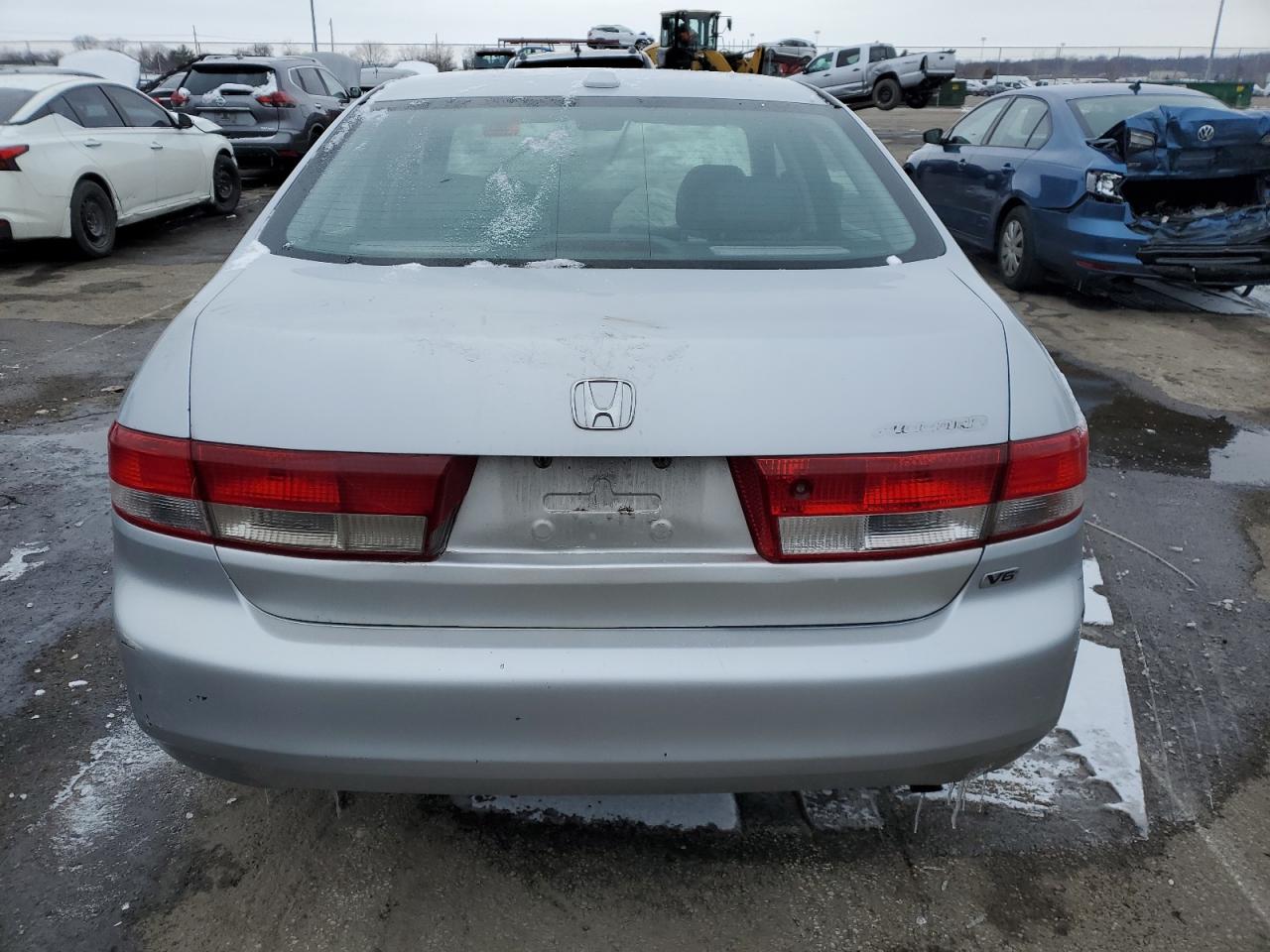 2004 Honda Accord - Image 6