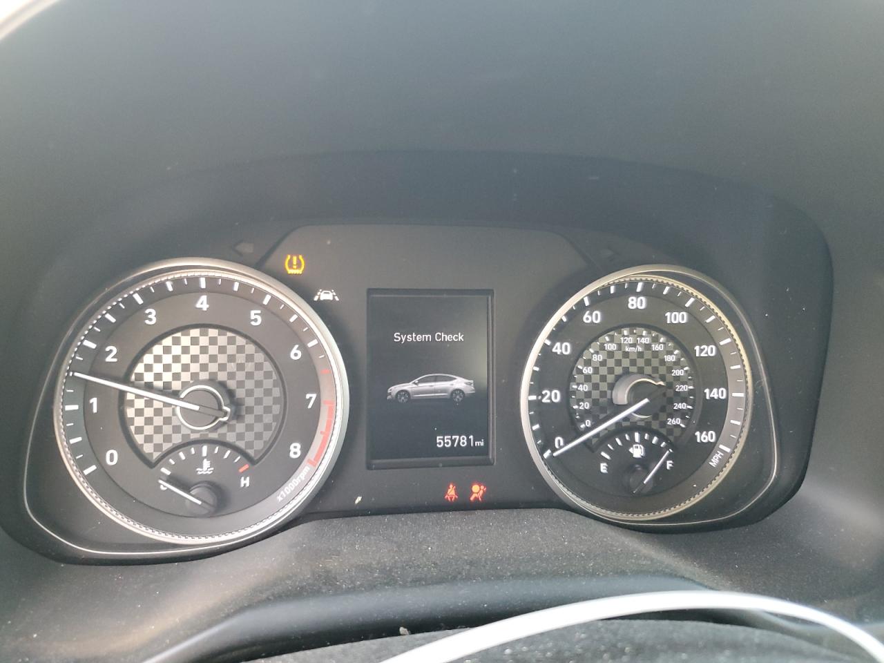 2019 Hyundai Elantra - Image 9