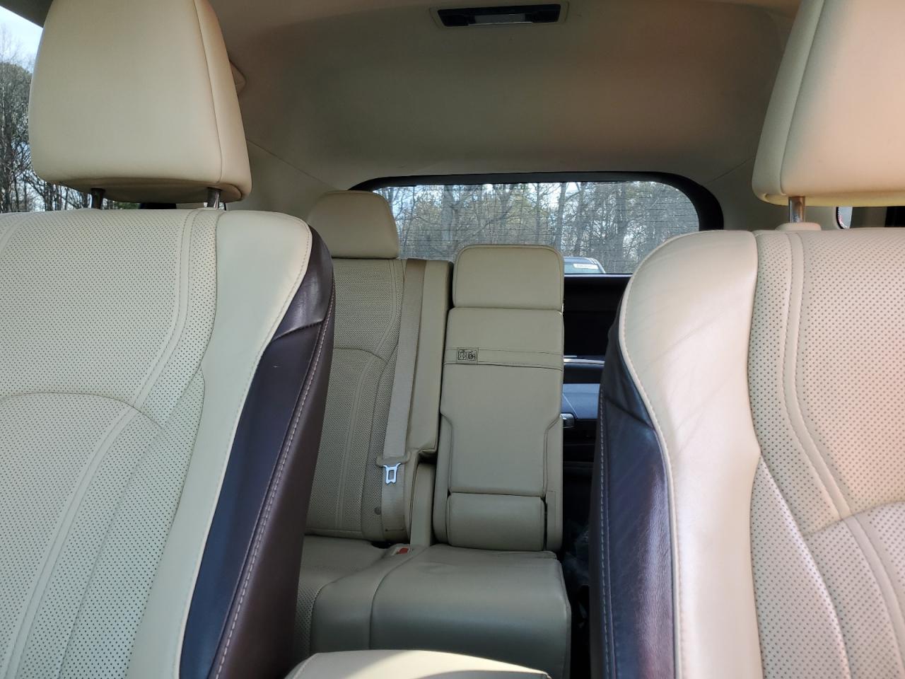 2017 Lexus RX - Image 10