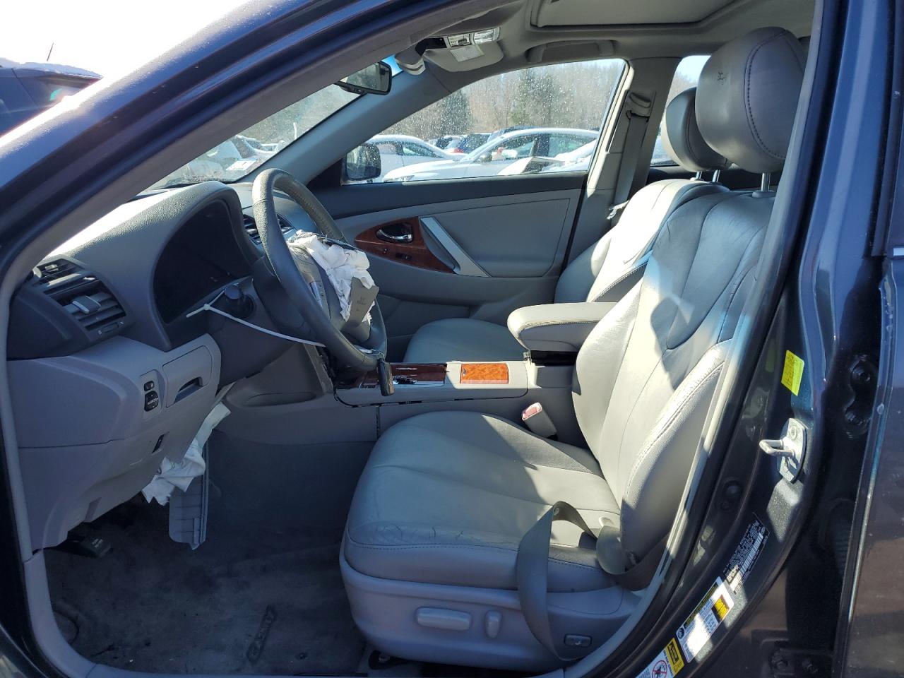 2011 Toyota Camry - Image 7
