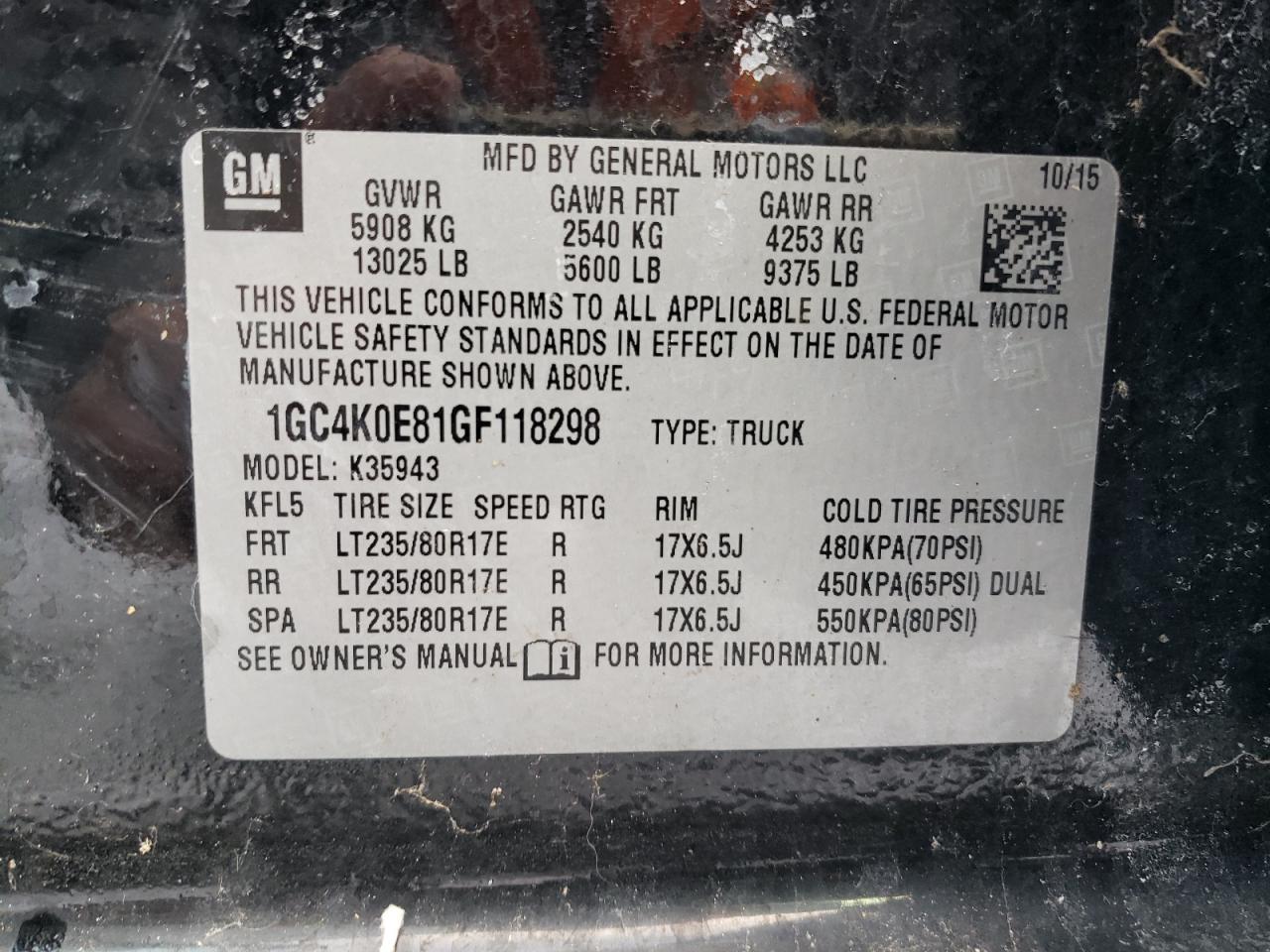 2016 Chevrolet Silverado - Image 13