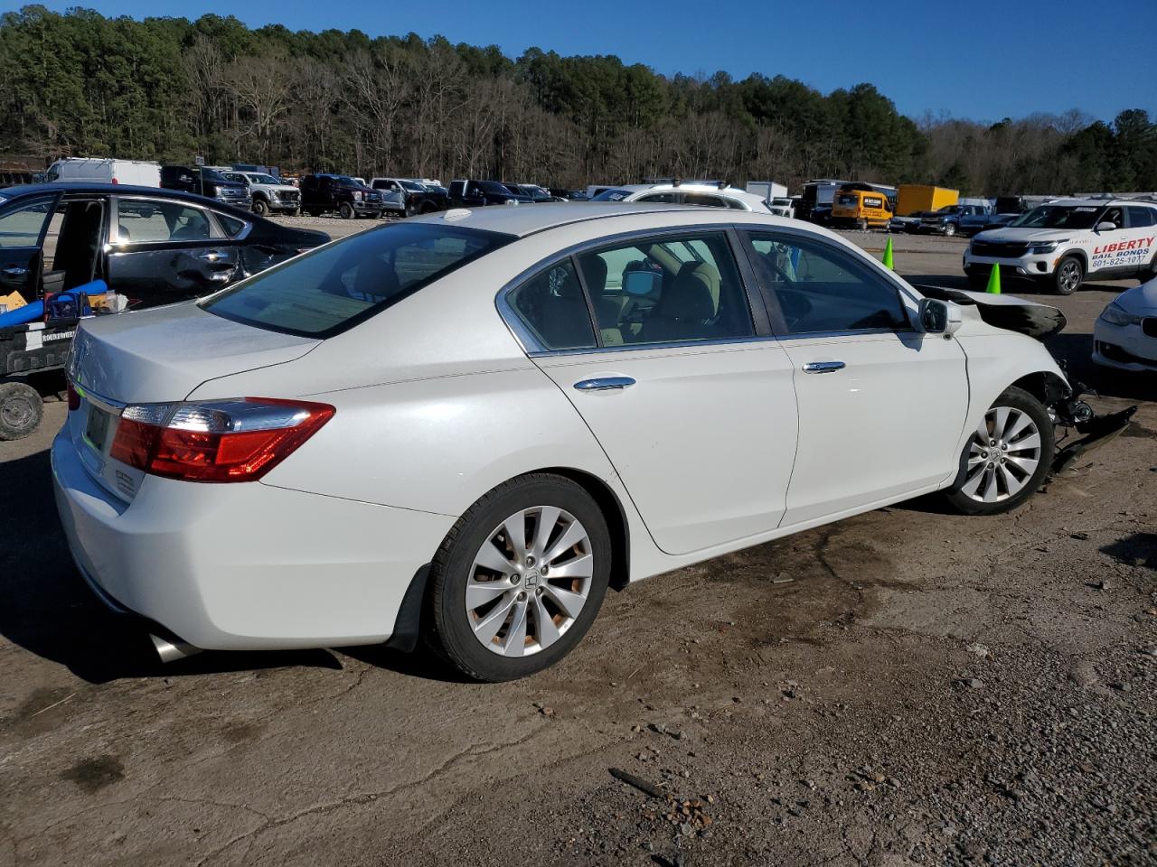 2015 Honda Accord - Image 3