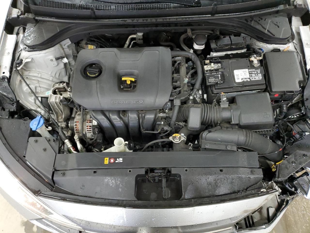 2020 Hyundai Elantra - Image 11