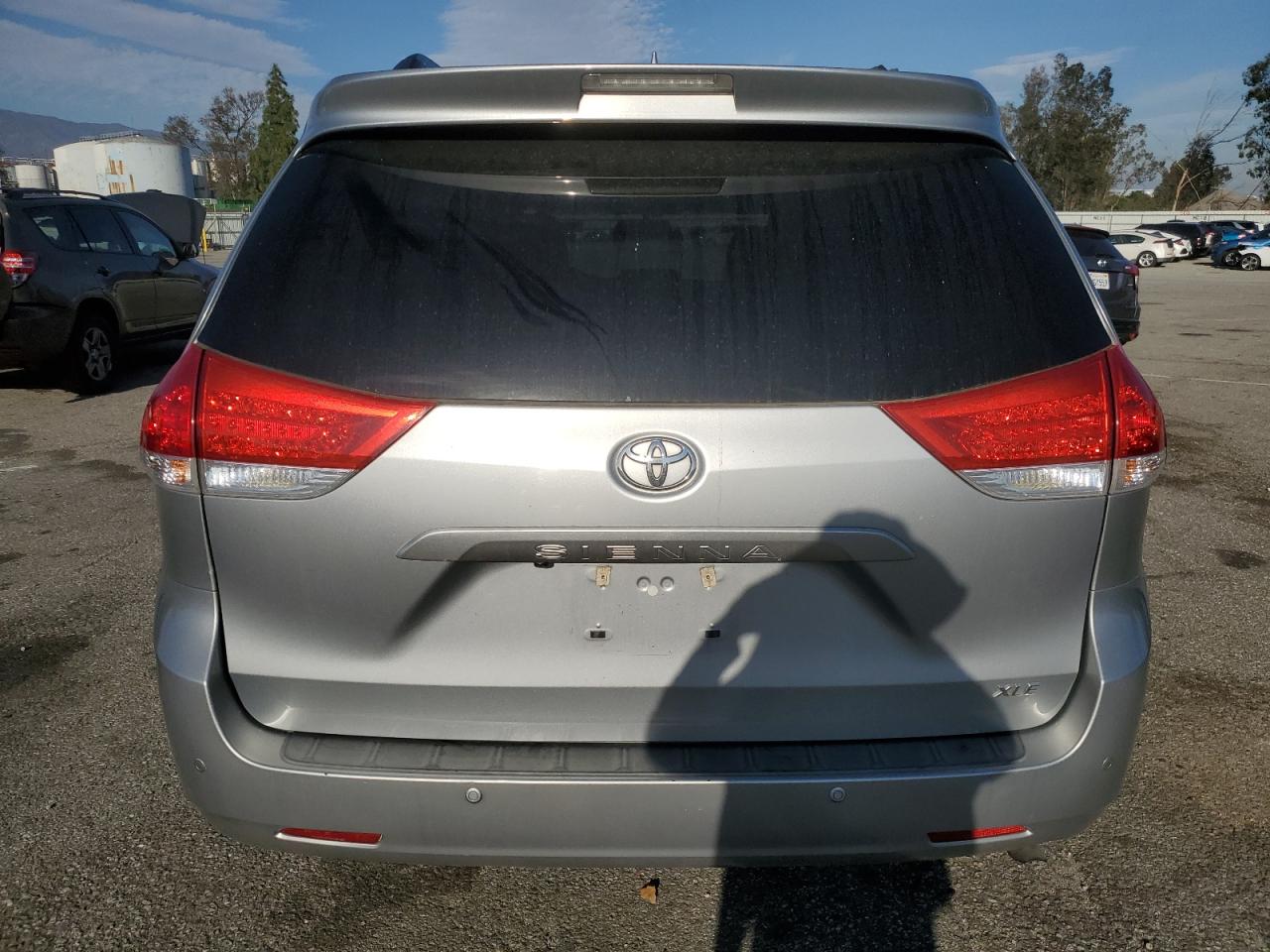 2014 Toyota Sienna - Image 6