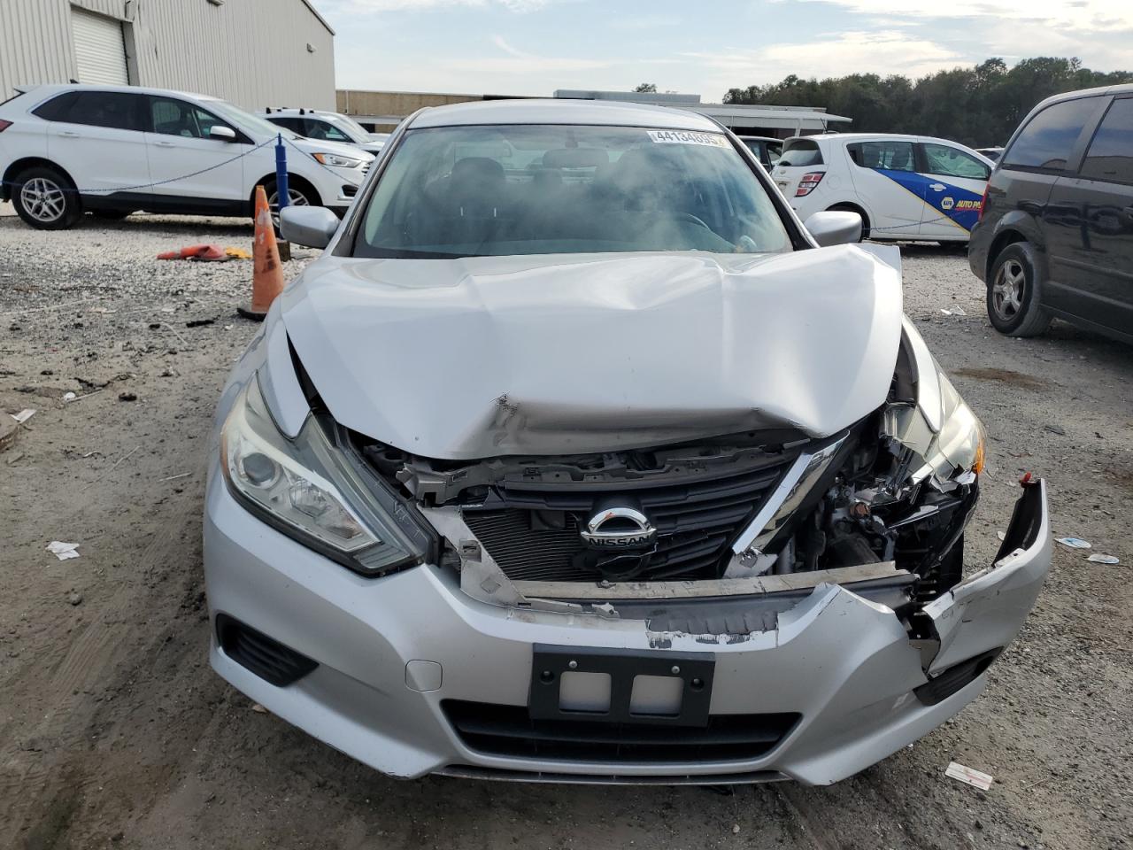 2016 Nissan Altima - Image 5