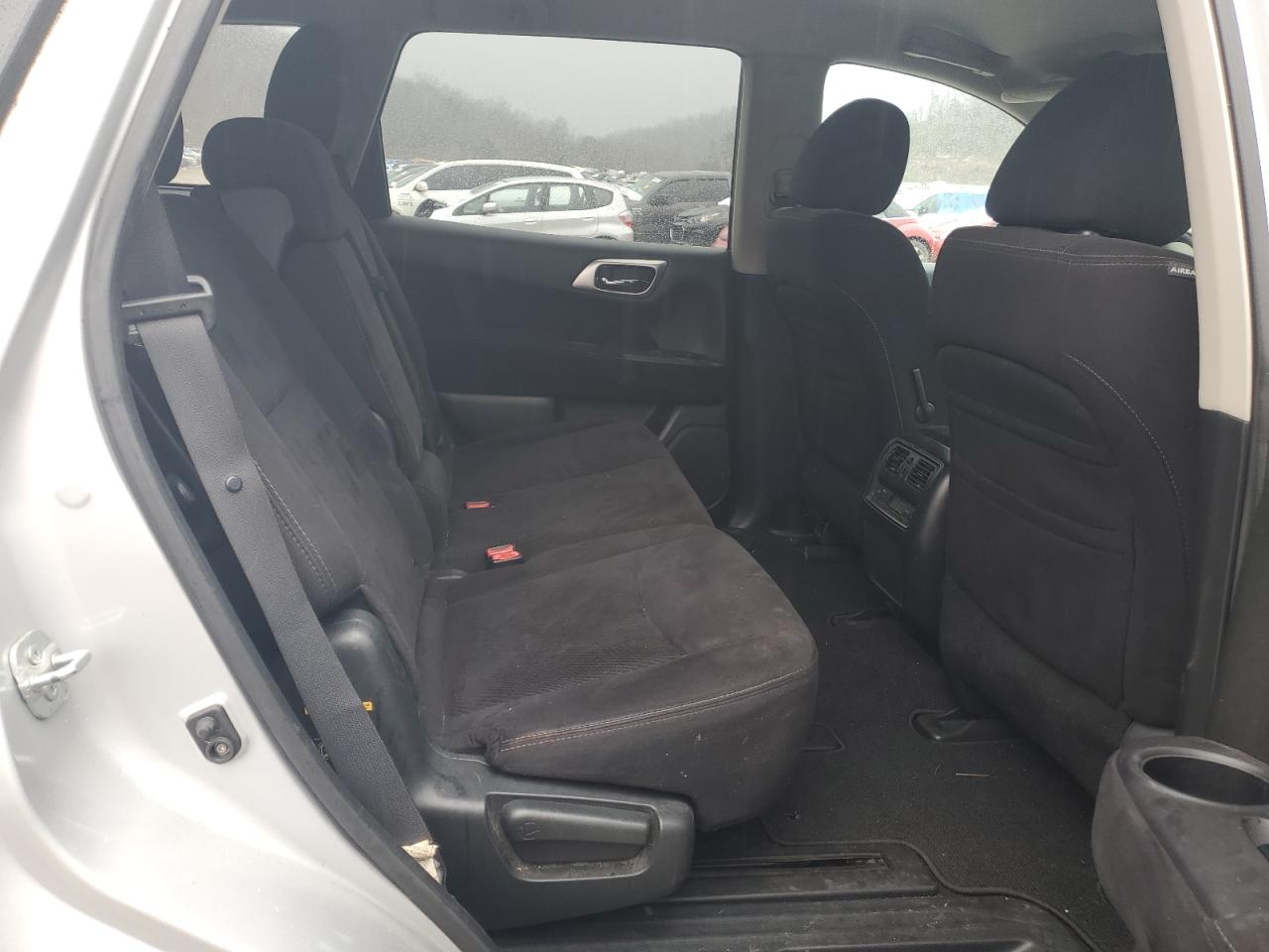 2013 Nissan Pathfinder - Image 11