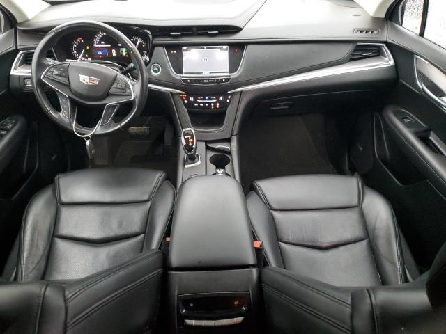  CADILLAC XT5 2019 Серебристый