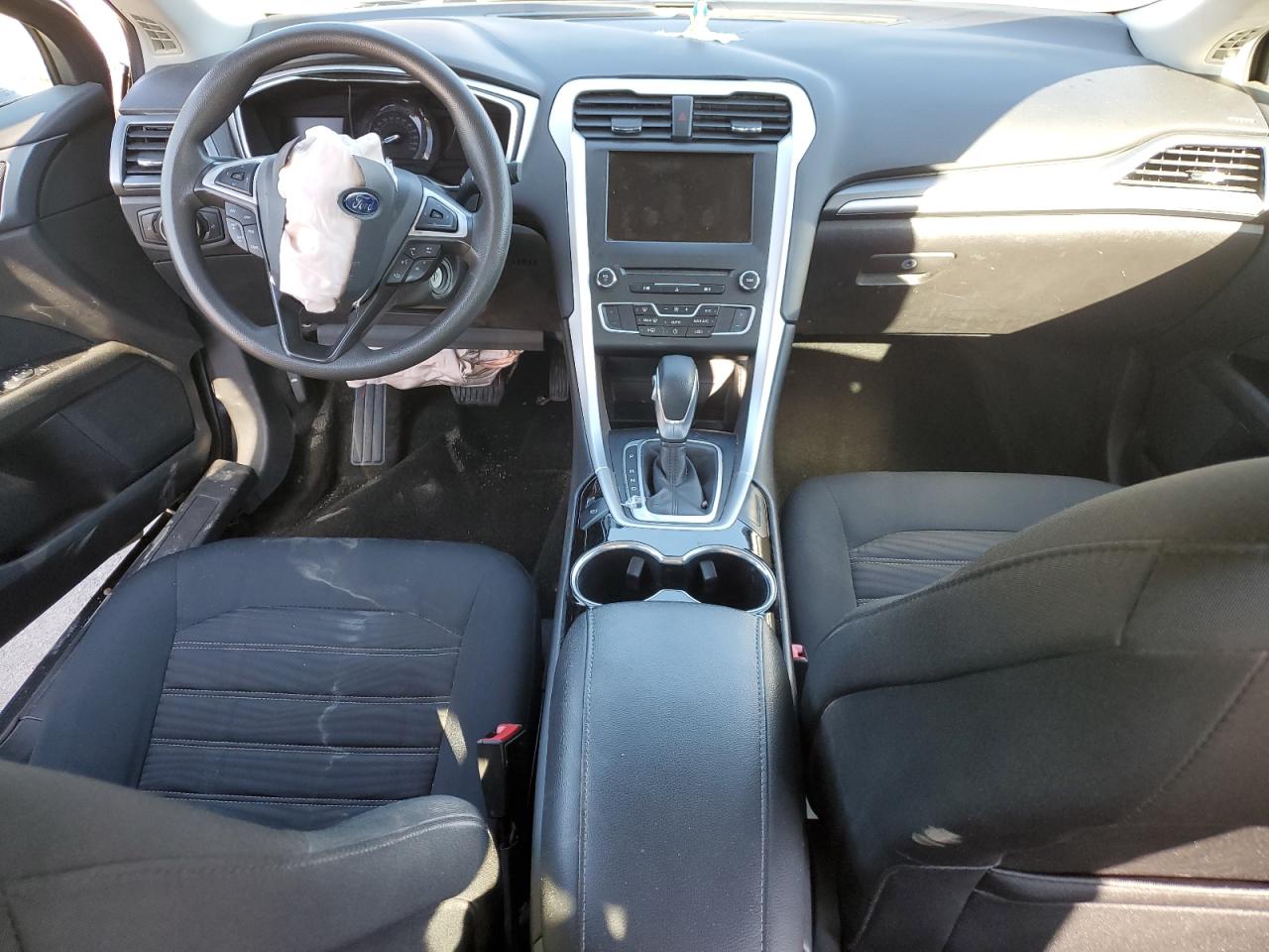 2016 Ford Fusion - Image 8