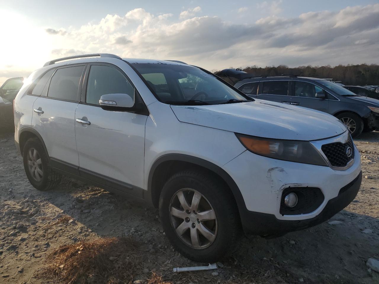 2011 Kia Sorento - Image 4