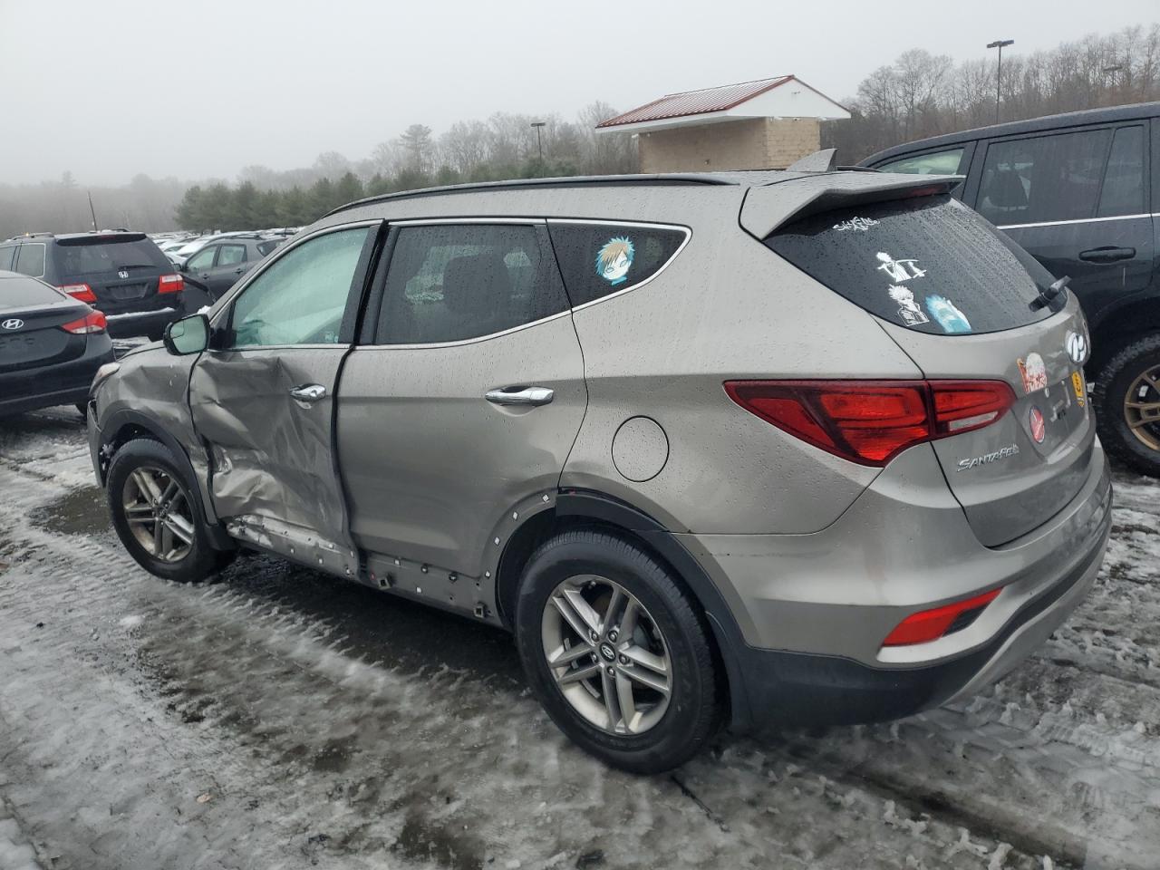 2017 Hyundai Santa Fe - Image 2