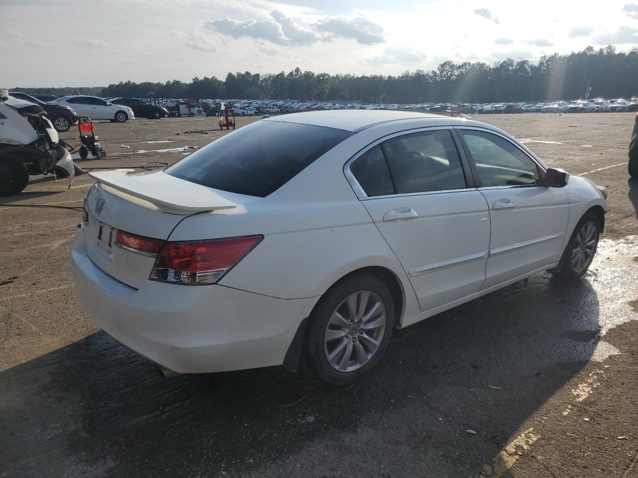 2012 Honda Accord - Image 3