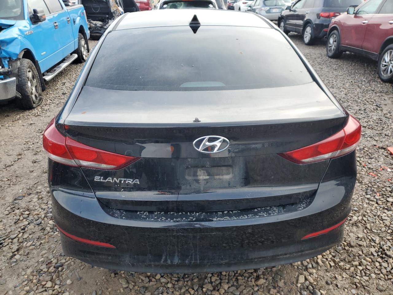 2017 Hyundai Elantra - Image 6