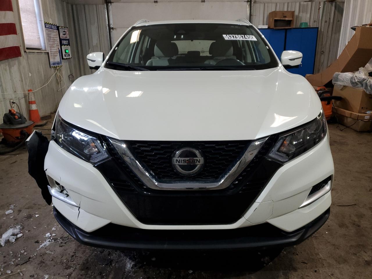 2020 Nissan Rogue - Image 5