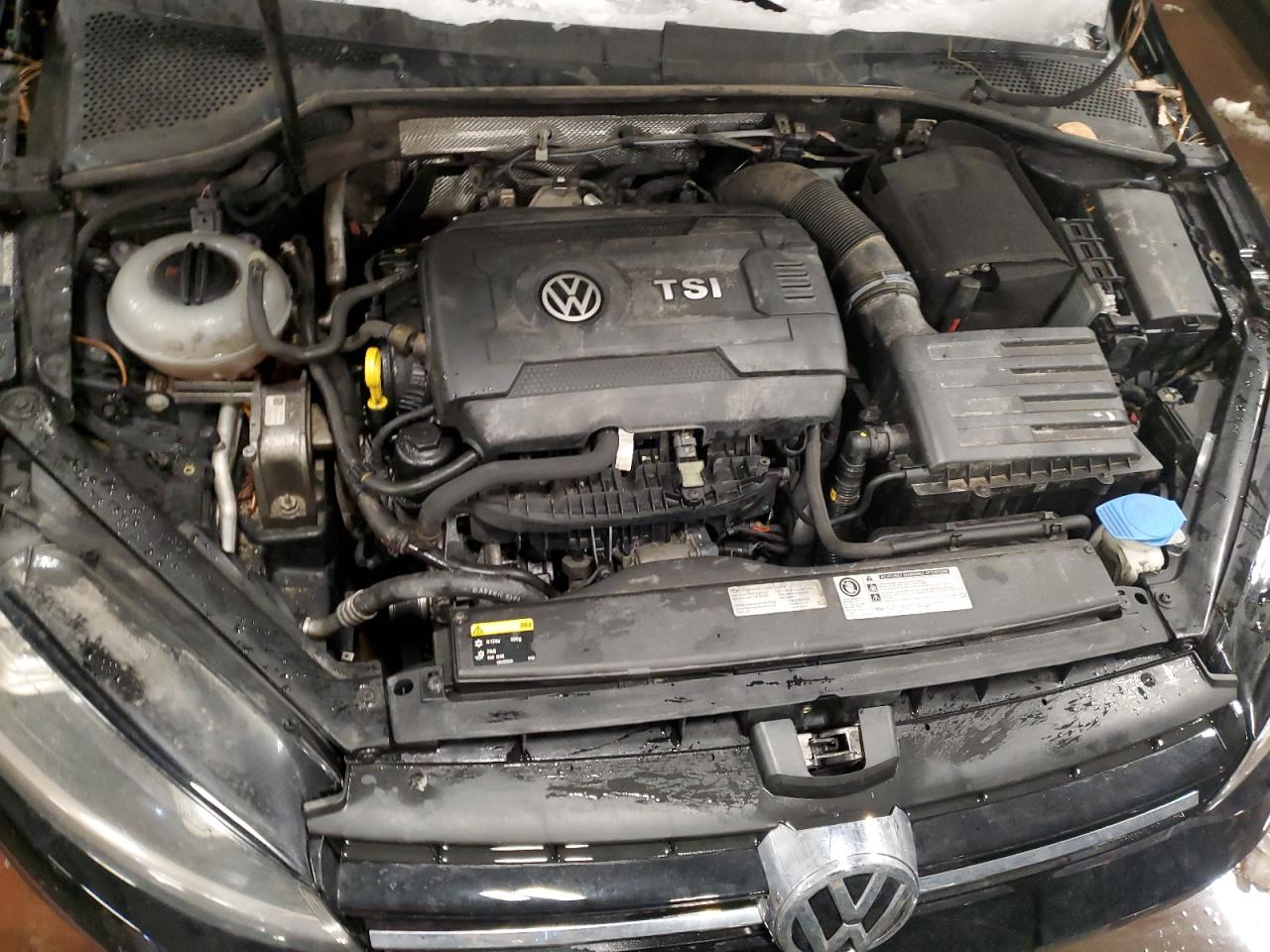 2015 Volkswagen Golf - Image 11