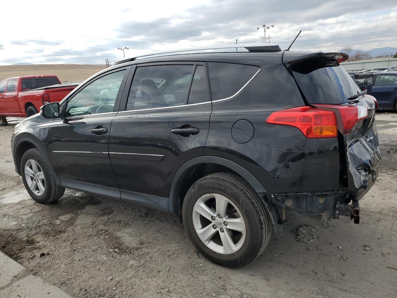 2013 Toyota RAV 4 - Image 2