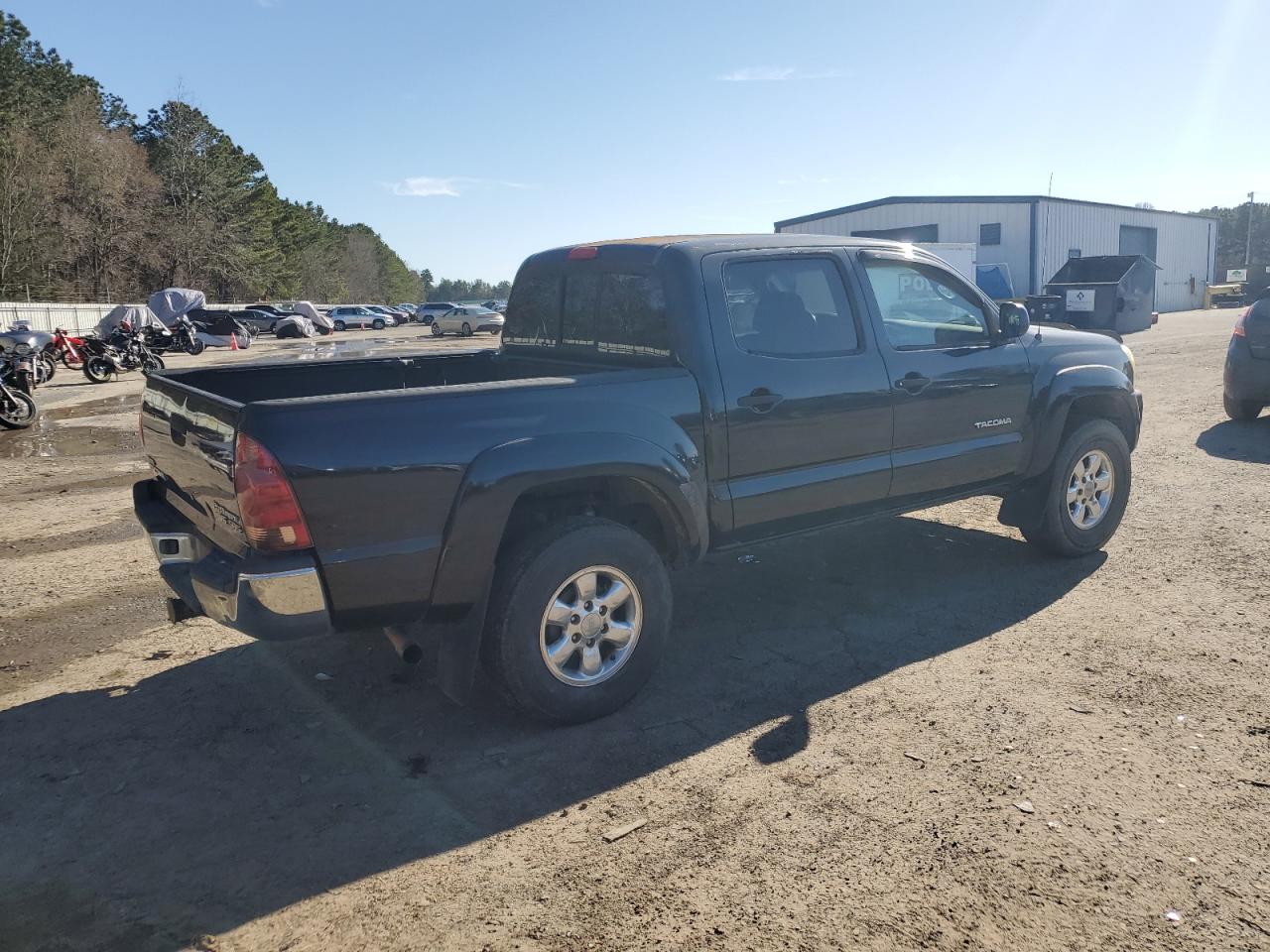 2006 Toyota Tacoma - Image 3