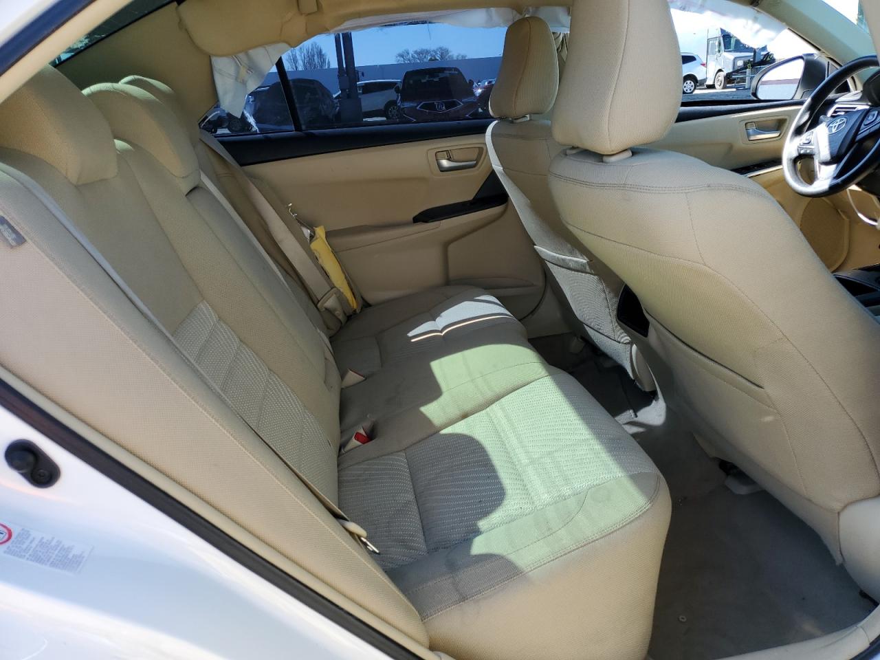2015 Toyota Camry - Image 10