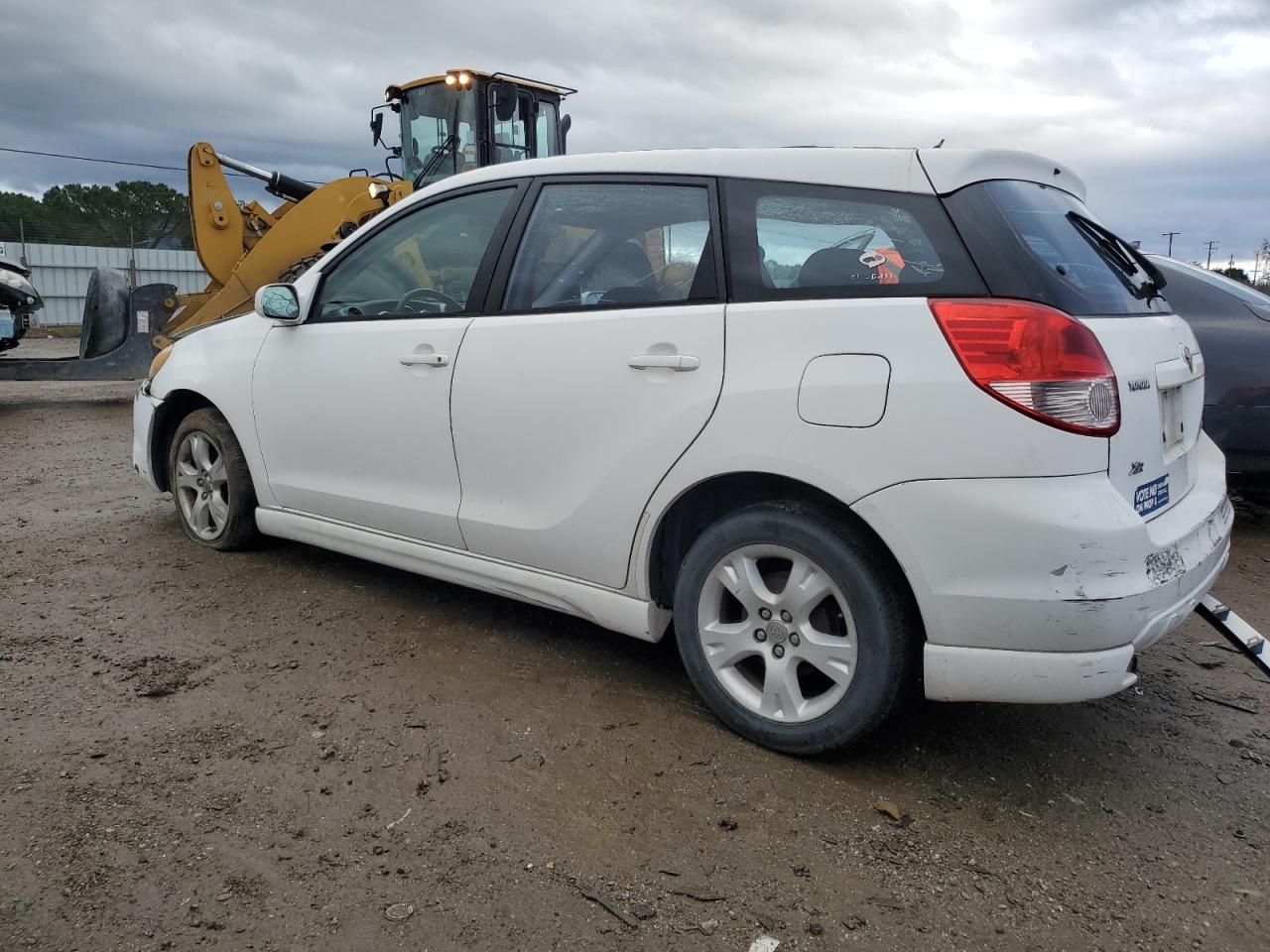 2004 Toyota Matrix - Image 2