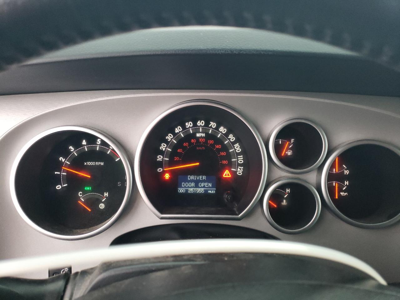 2008 Toyota Sequoia - Image 9