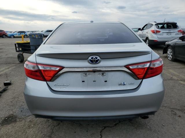 Седаны TOYOTA CAMRY 2016 Серебристый