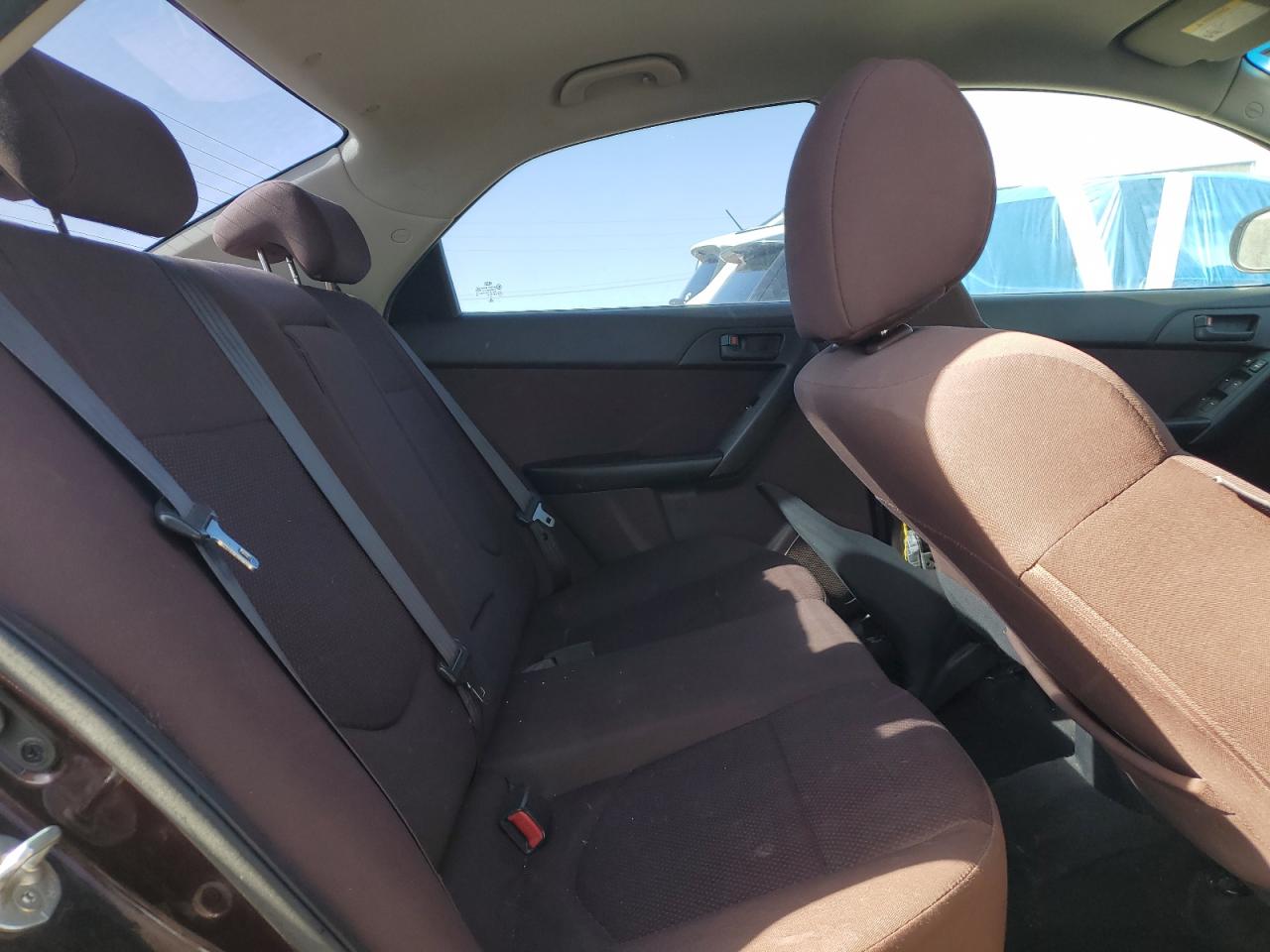 2011 Kia Forte - Image 11