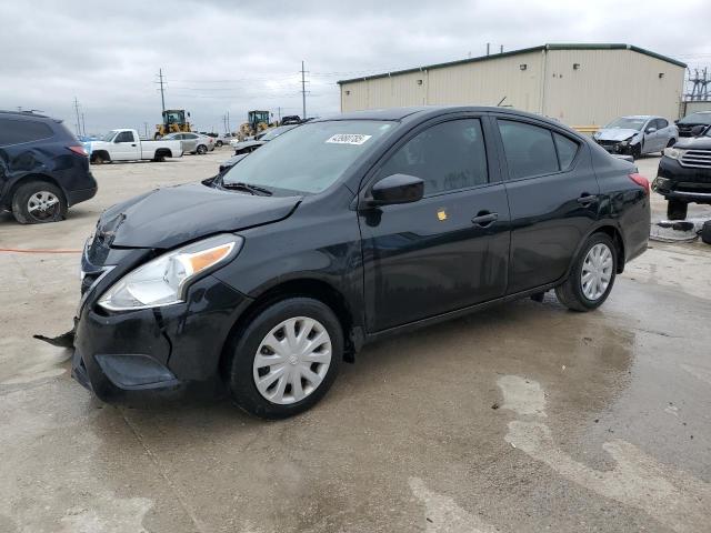  NISSAN VERSA 2016 Чорний
