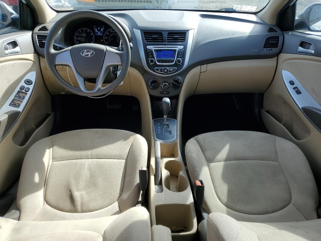 2014 Hyundai Accent - Image 8