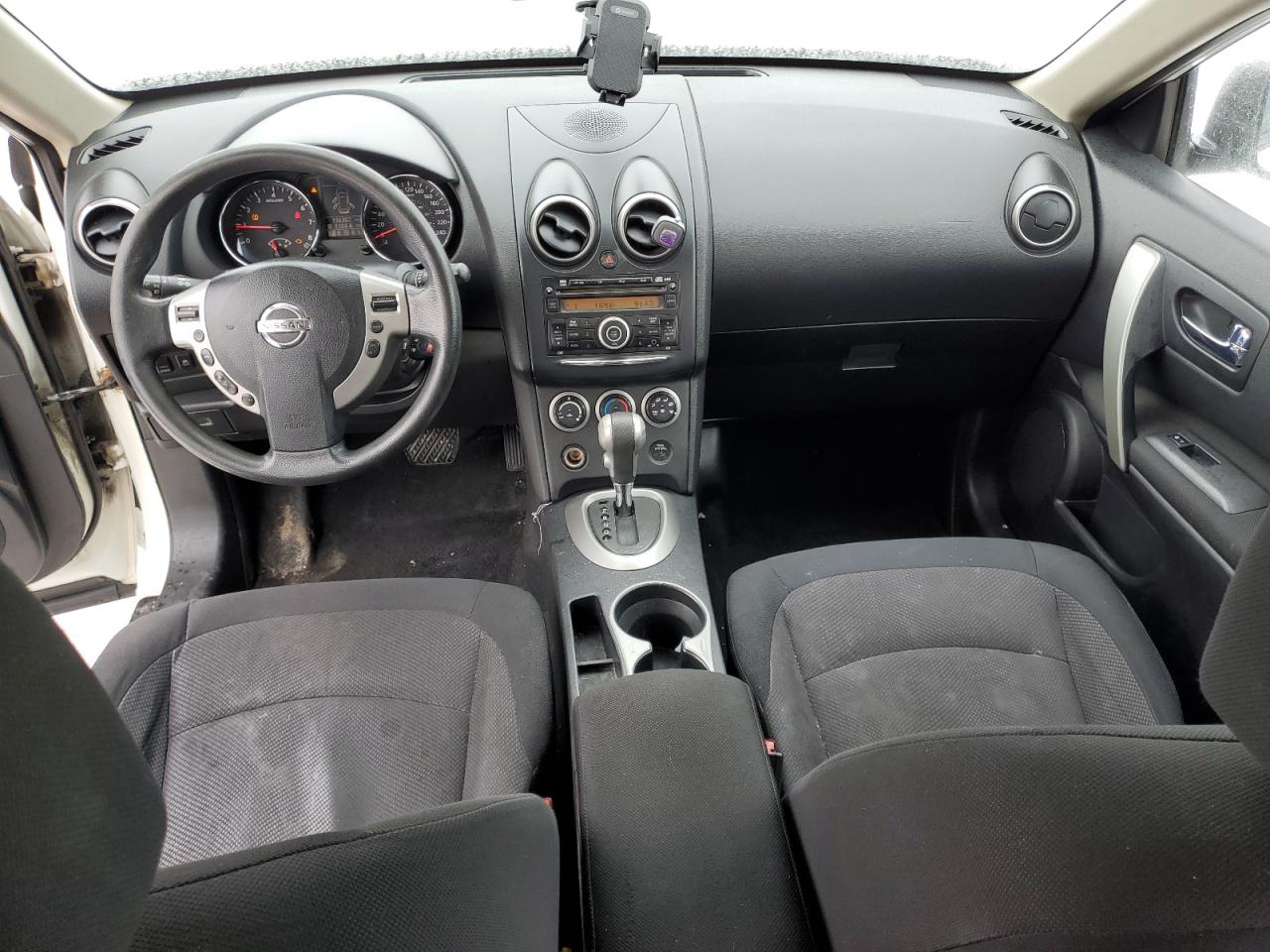 2011 Nissan Rogue - Image 8