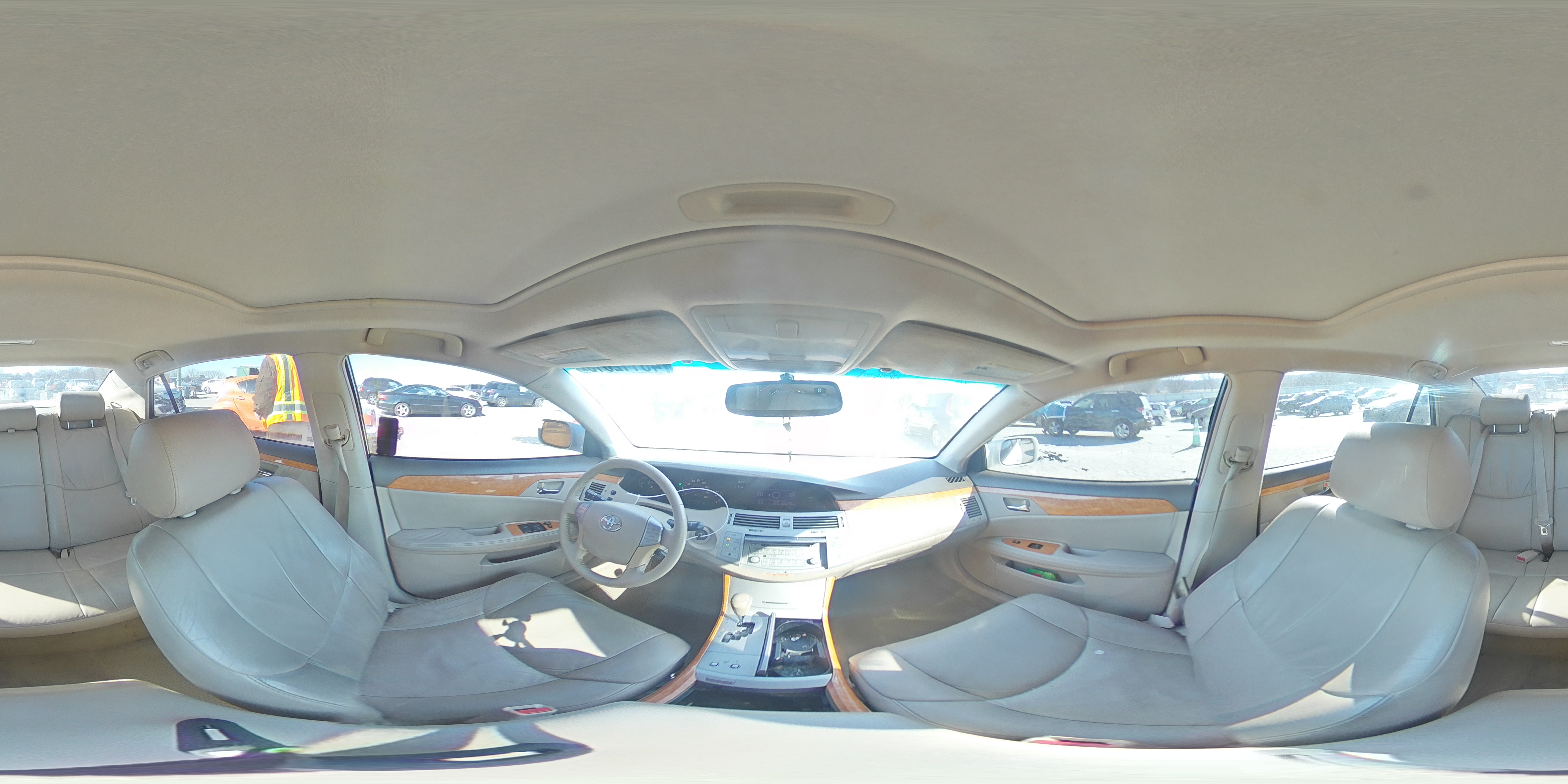 2006 Toyota Avalon - Image 13