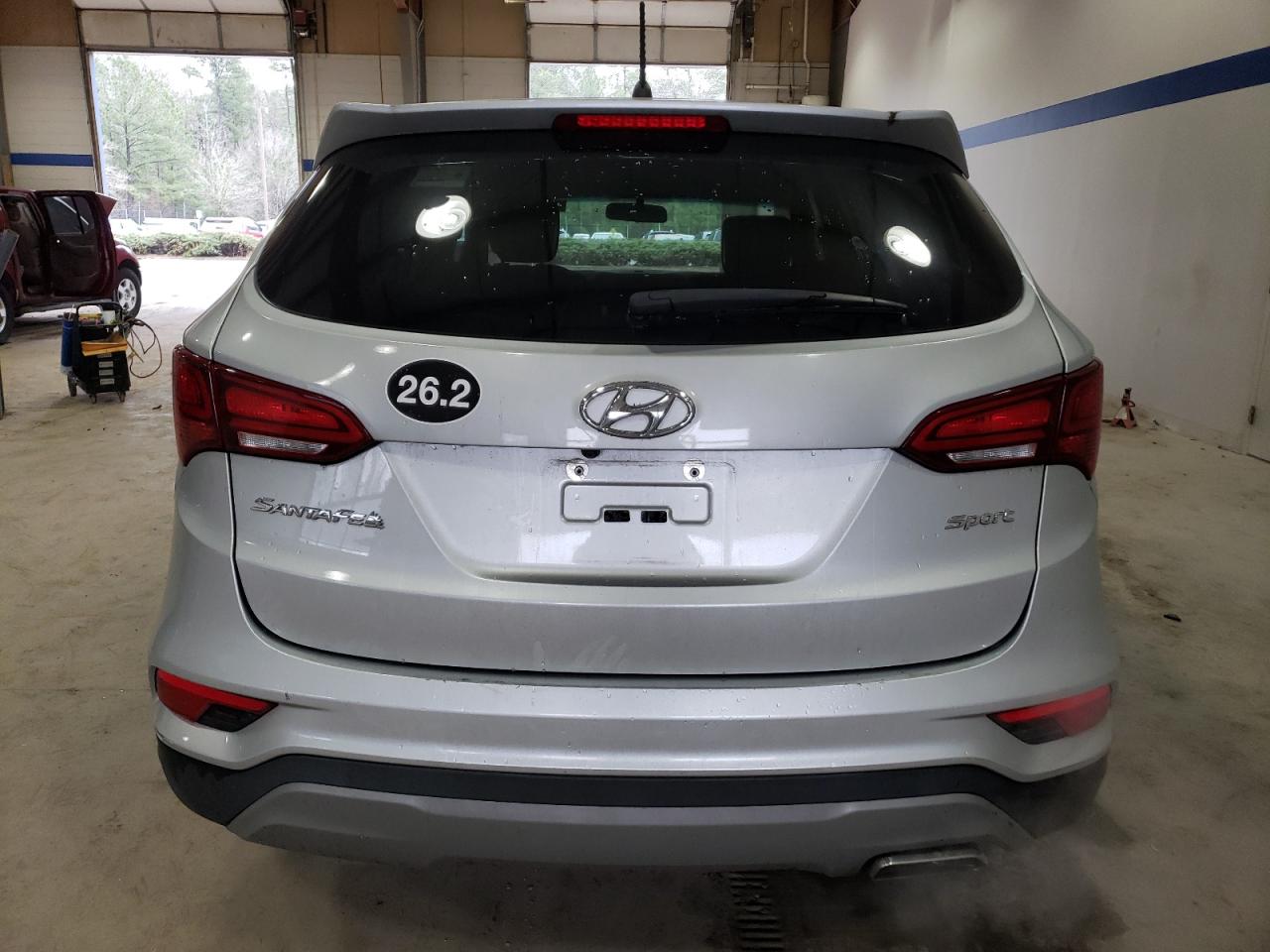 2018 Hyundai Santa Fe - Image 6