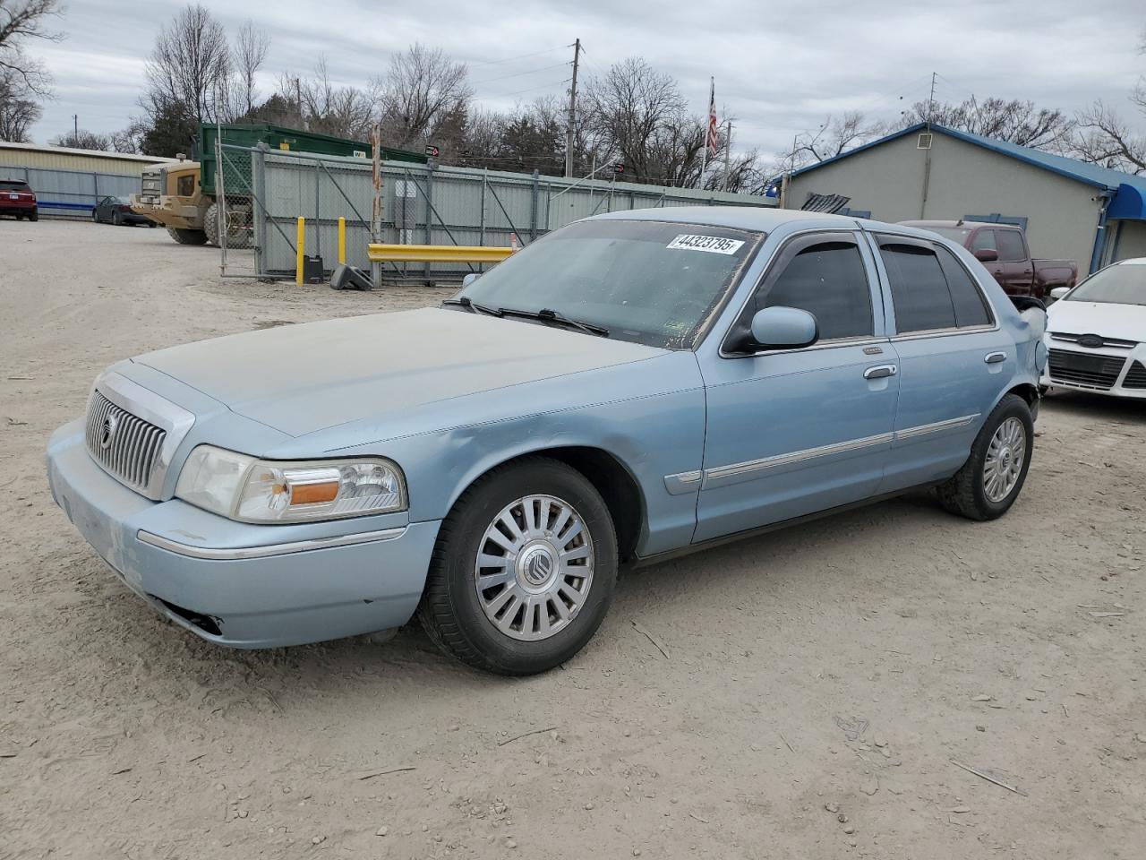 2006 Mercury Grand Marquis Ls for Sale in Wichita, KS - All Over
