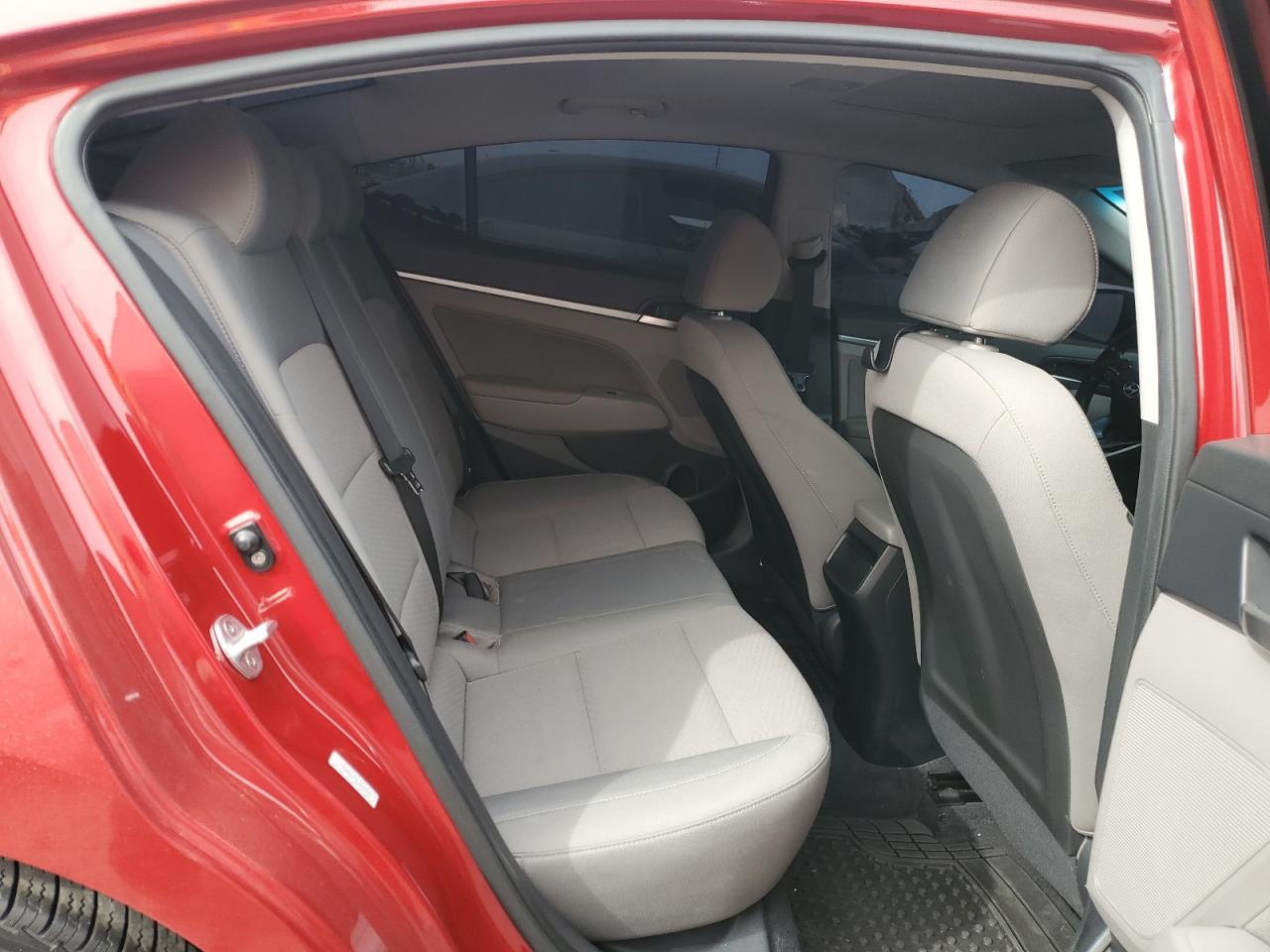 2020 Hyundai Elantra - Image 10