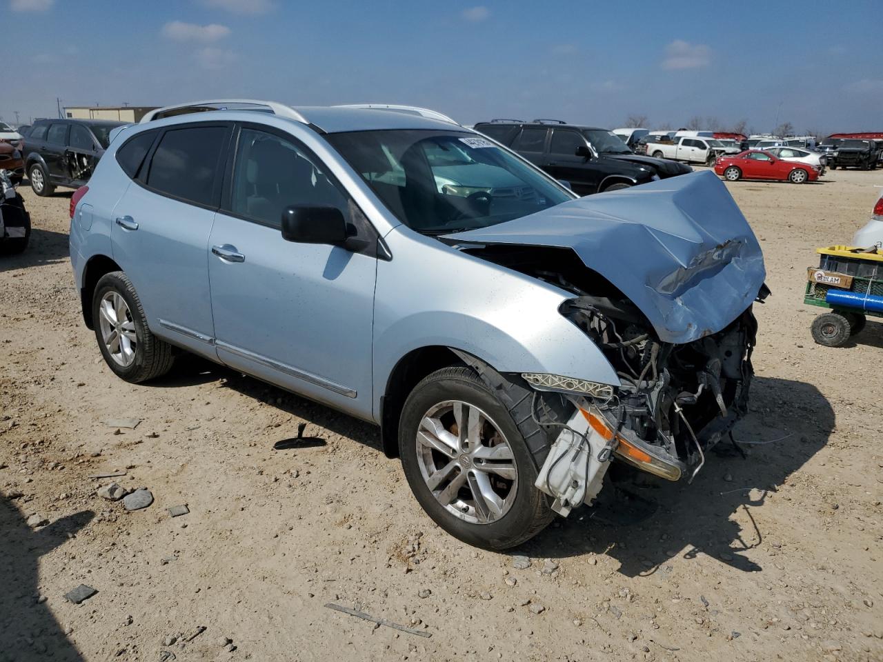 2015 Nissan Rogue - Image 4