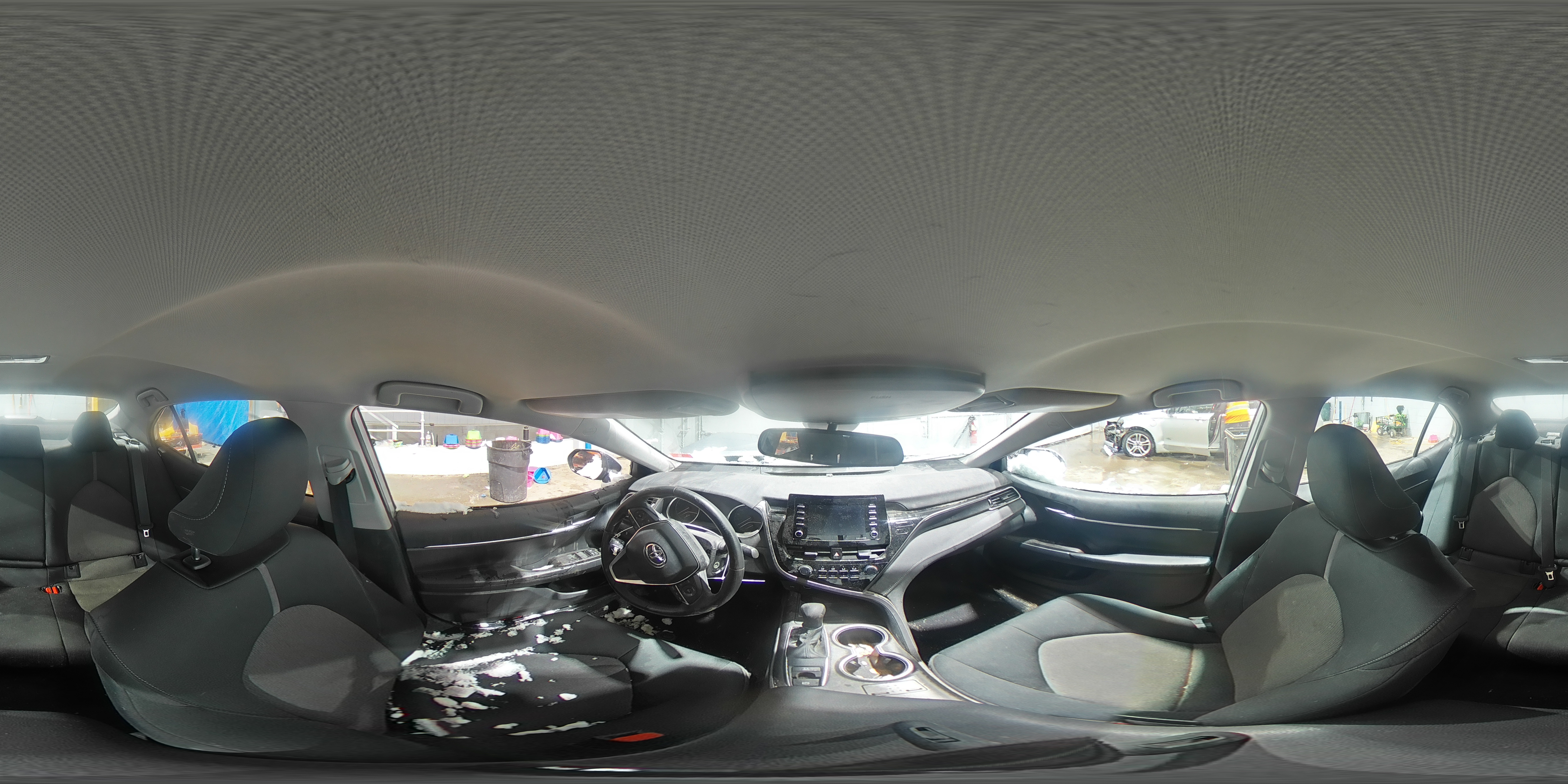 2021 Toyota Camry - Image 12