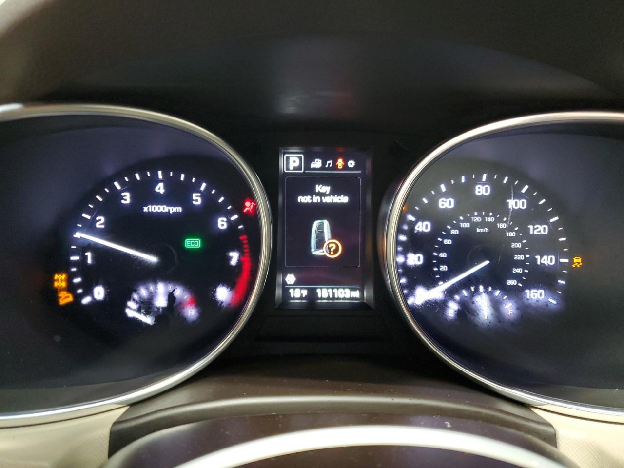 2018 Hyundai Santa Fe - Image 9