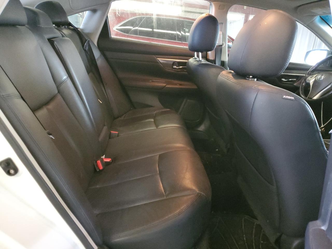2013 Nissan Altima - Image 10