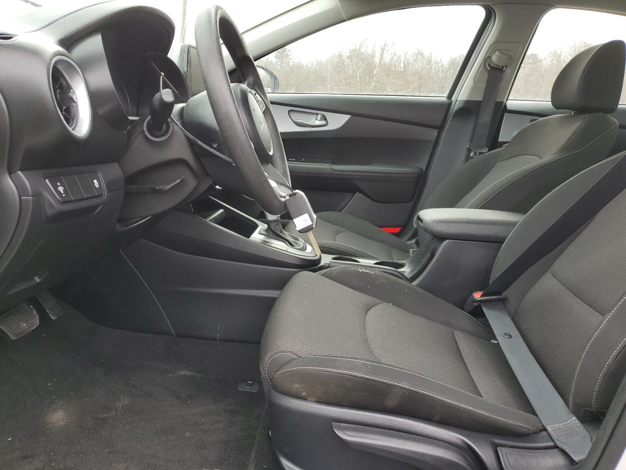 2024 Kia Forte - Image 7
